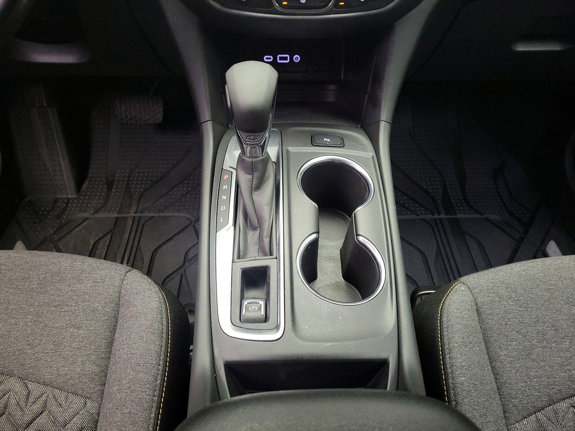 Thumbnail: 2022 Chevrolet Equinox - 17