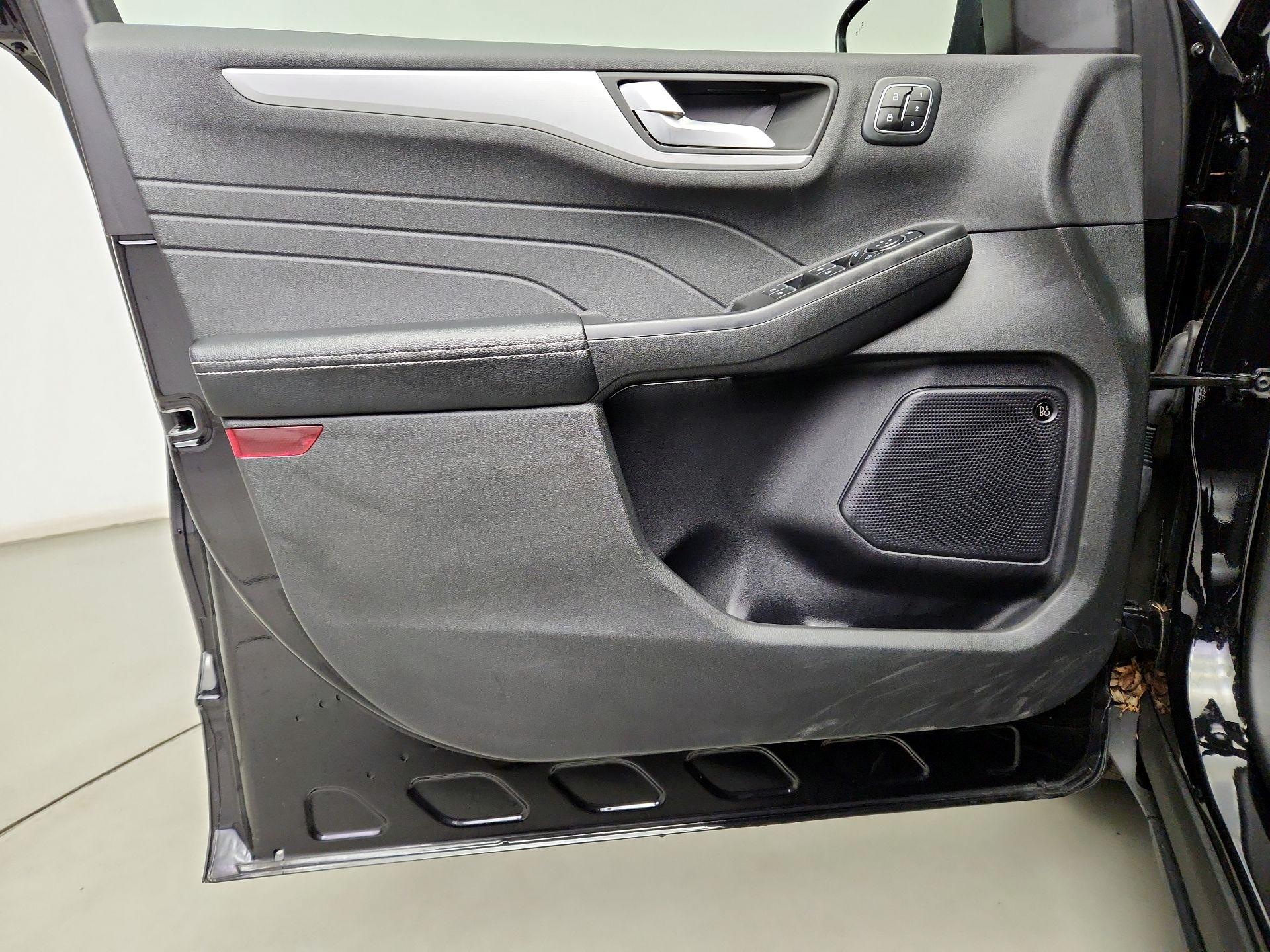 Thumbnail: 2023 Ford Escape - 12