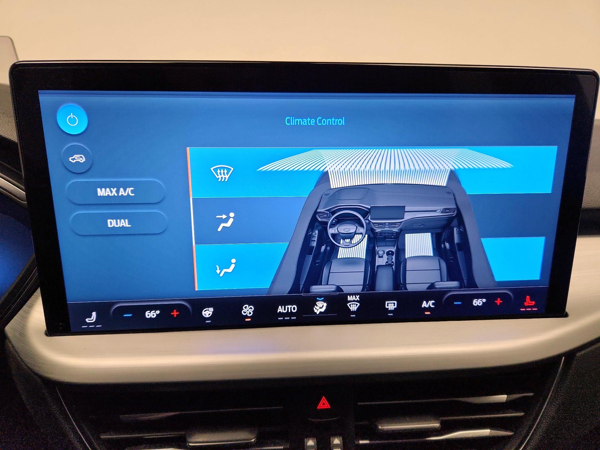 Thumbnail: 2023 Ford Escape - 17