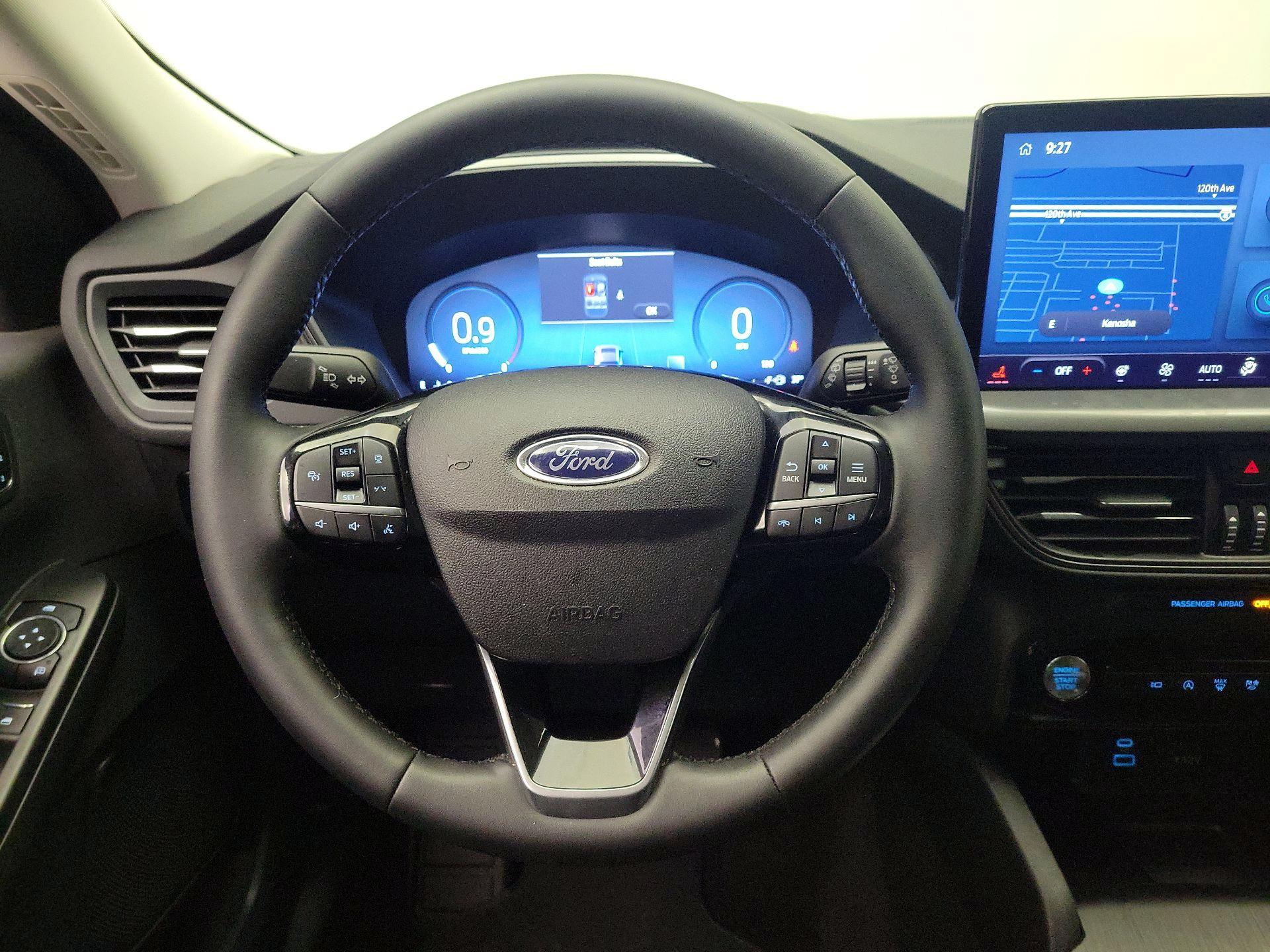 Thumbnail: 2023 Ford Escape - 10