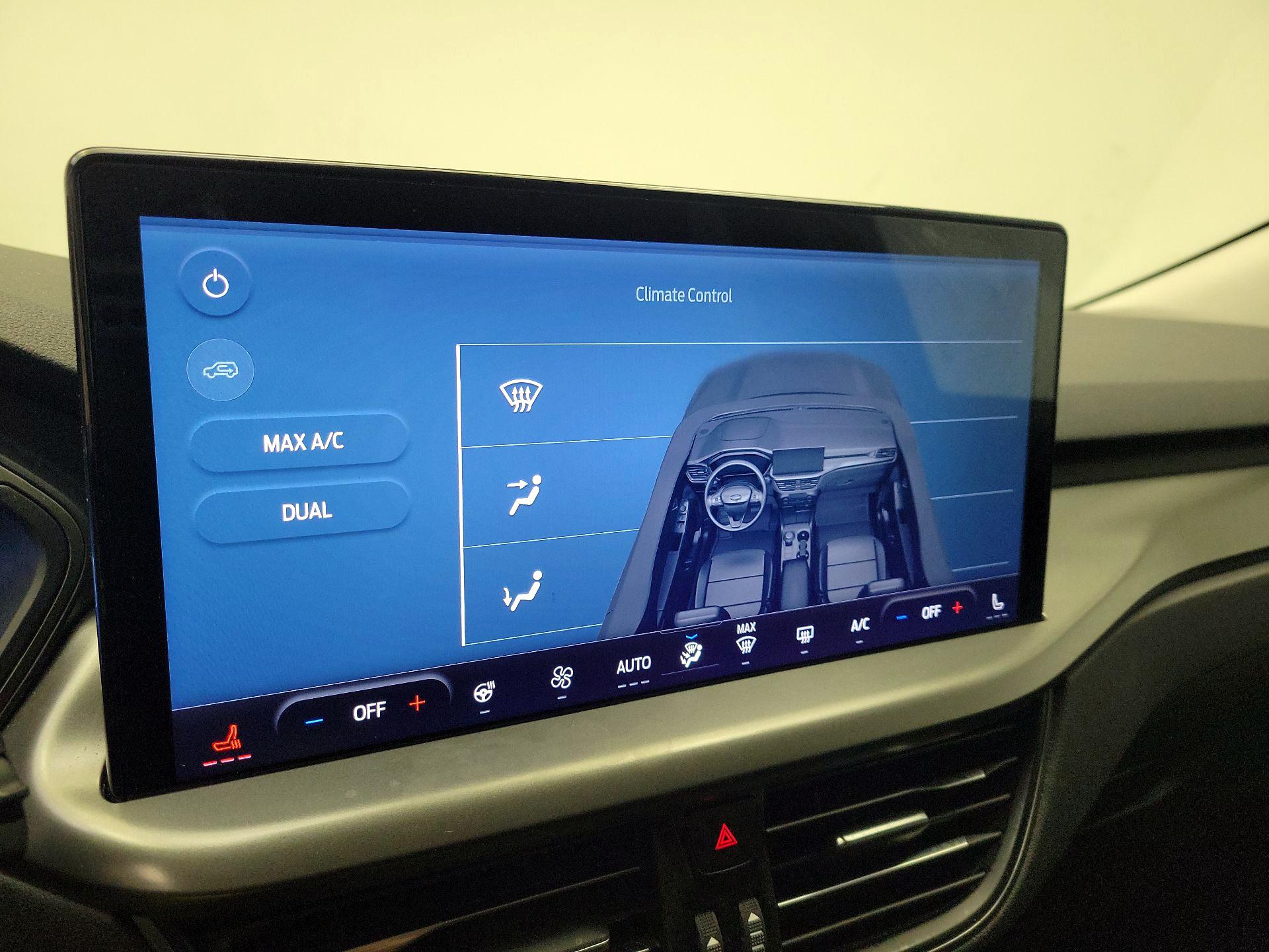 Thumbnail: 2023 Ford Escape - 17