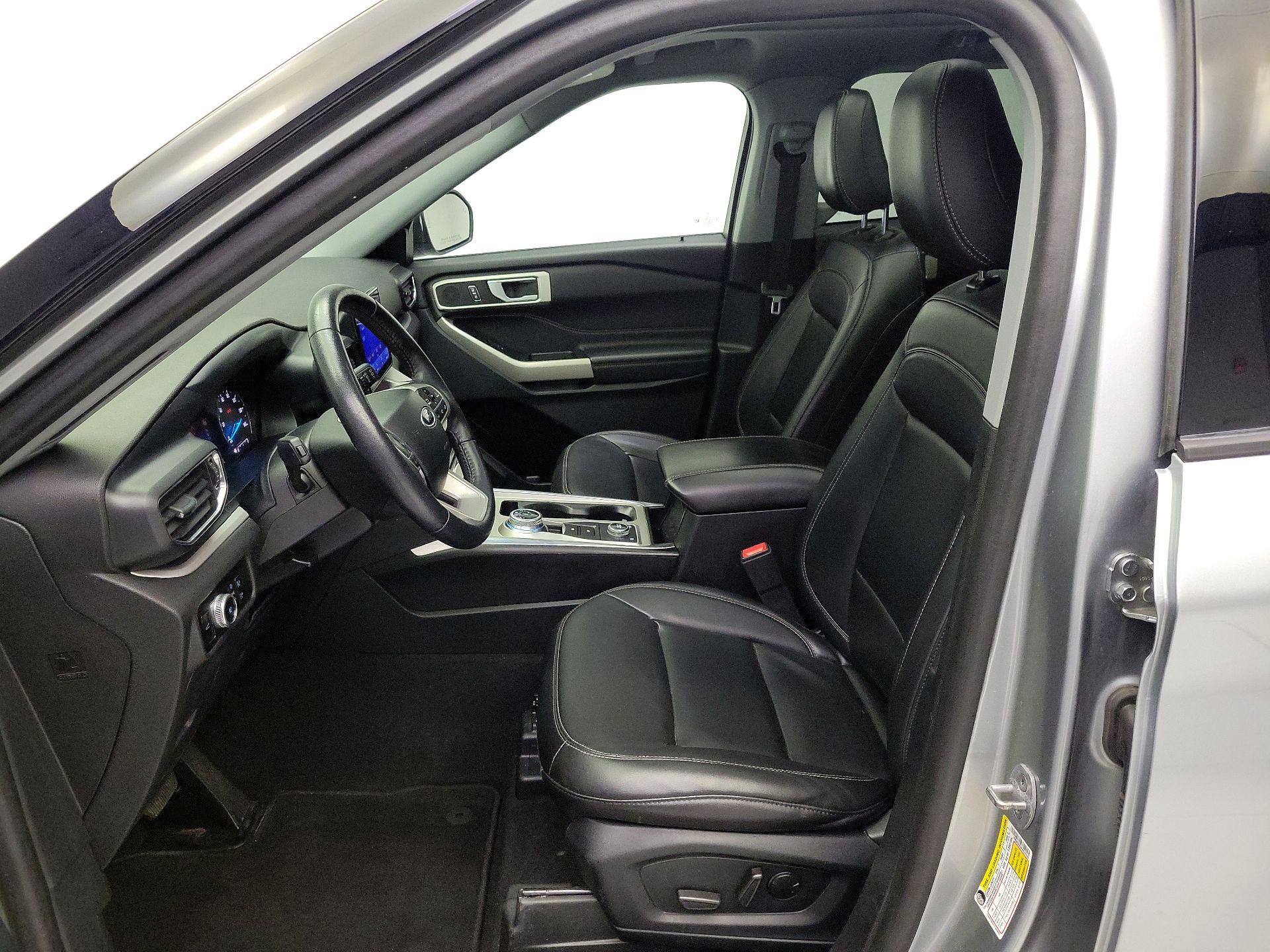 Thumbnail: 2023 Ford Explorer - 11