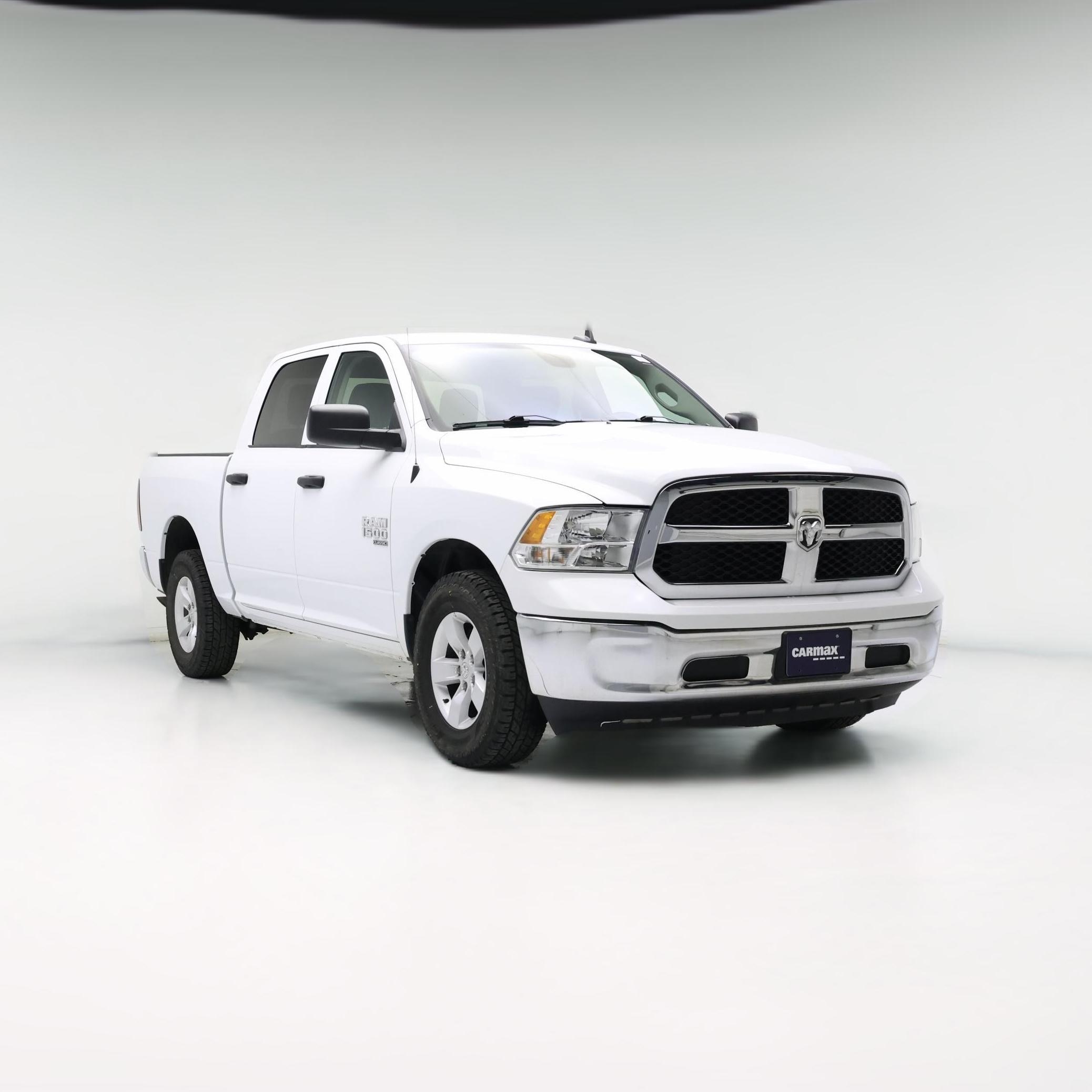 Thumbnail: 2023 RAM 1500 Classic - 1