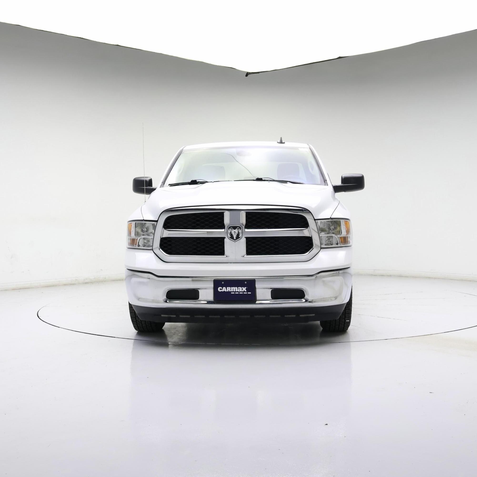 Thumbnail: 2023 RAM 1500 Classic - 5