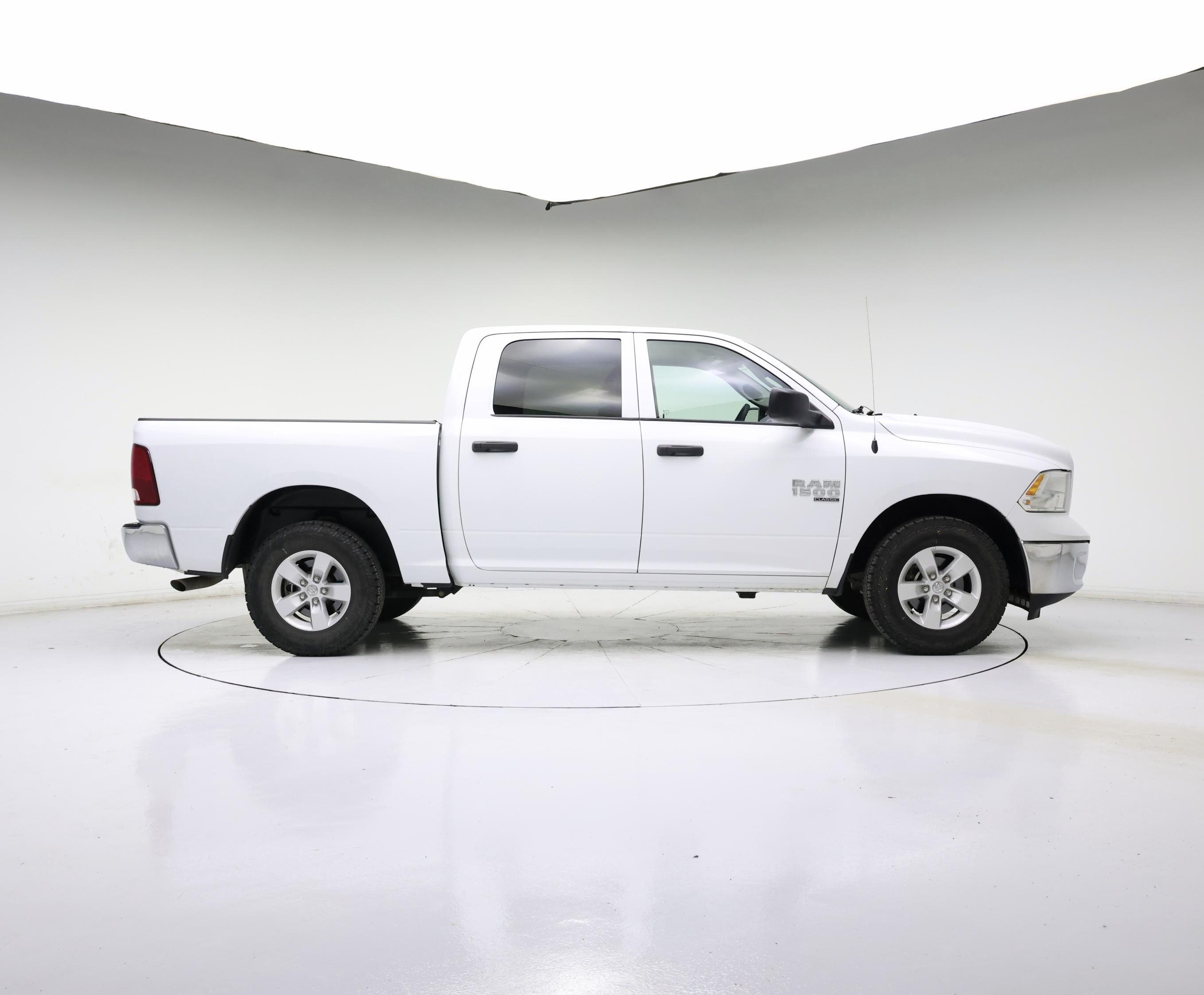 Thumbnail: 2023 RAM 1500 Classic - 7