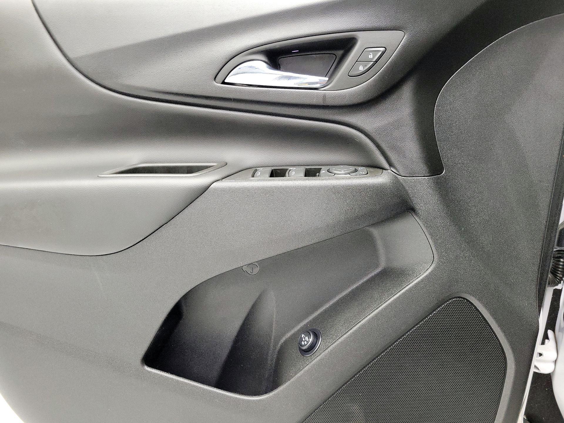 Thumbnail: 2023 Chevrolet Equinox - 12