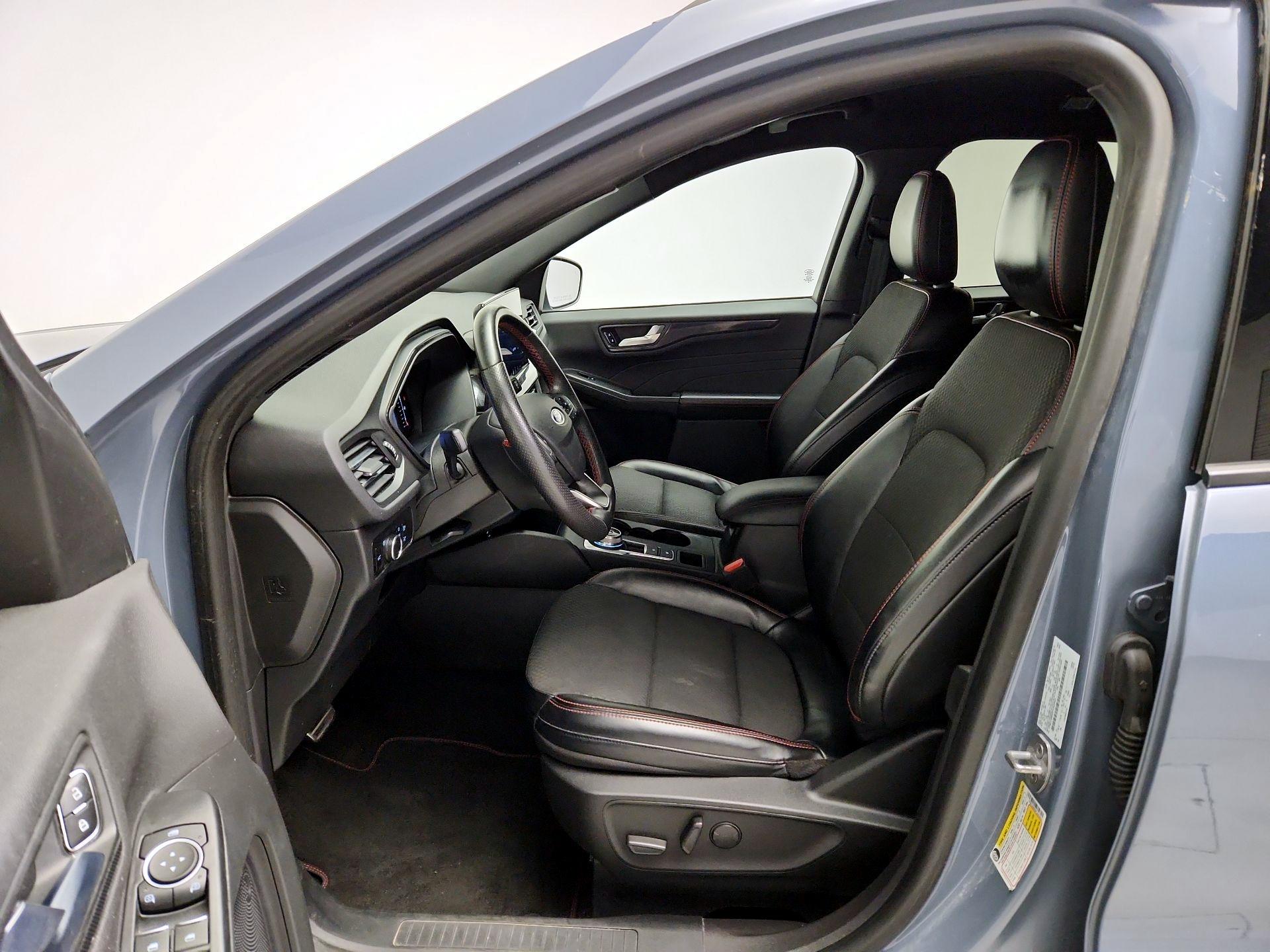 Thumbnail: 2023 Ford Escape - 11