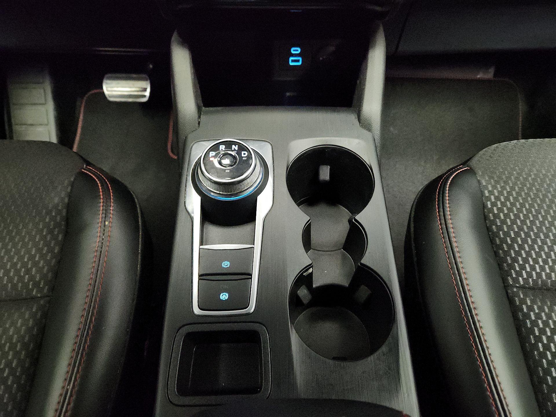 Thumbnail: 2023 Ford Escape - 18