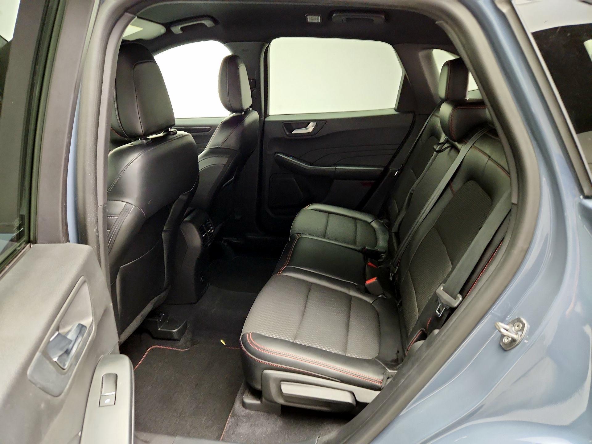 Thumbnail: 2023 Ford Escape - 20