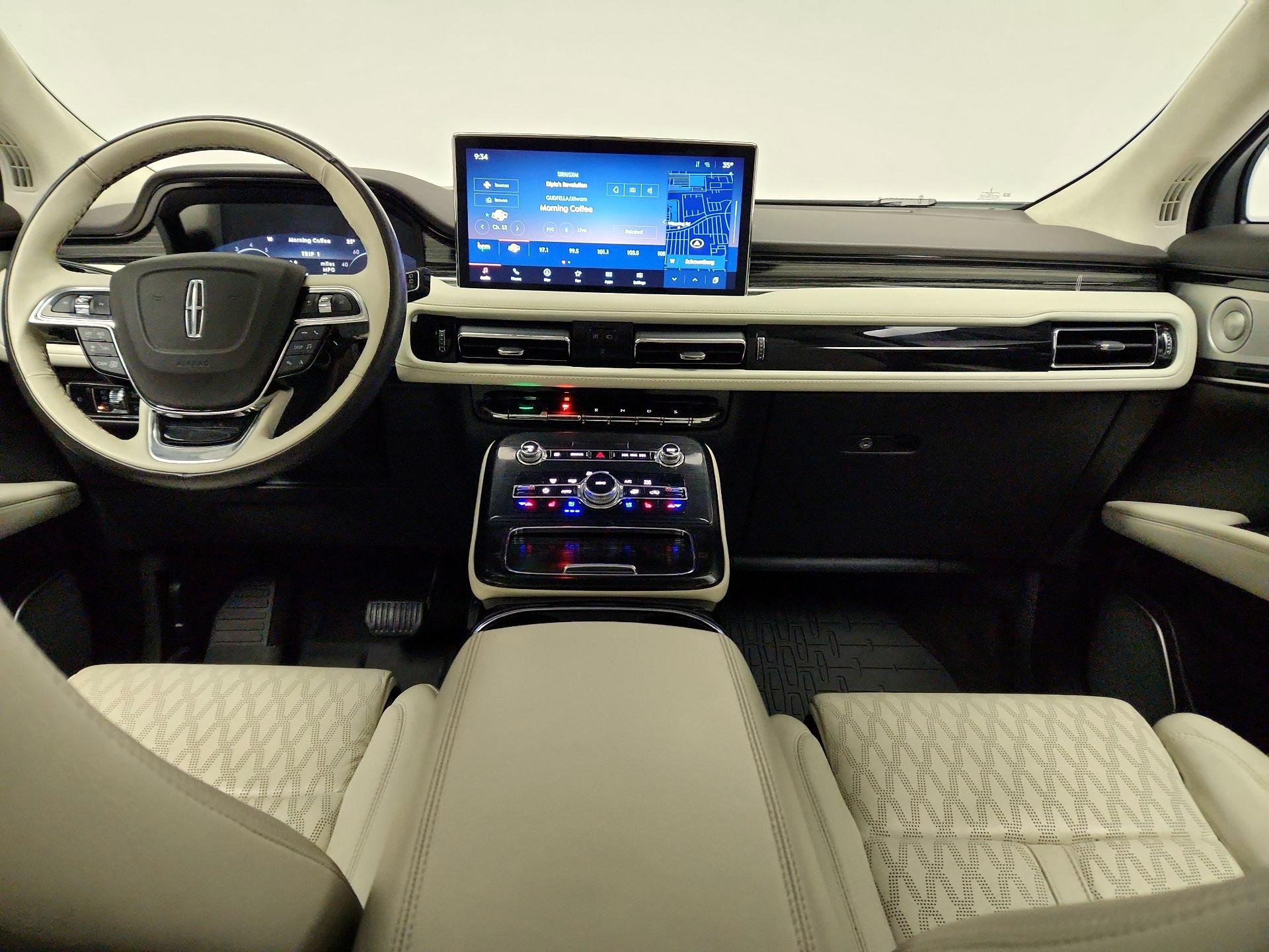 Thumbnail: 2023 Lincoln Nautilus - 9