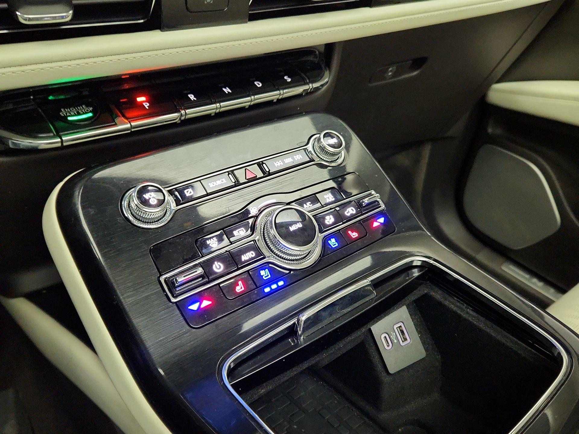 Thumbnail: 2023 Lincoln Nautilus - 17