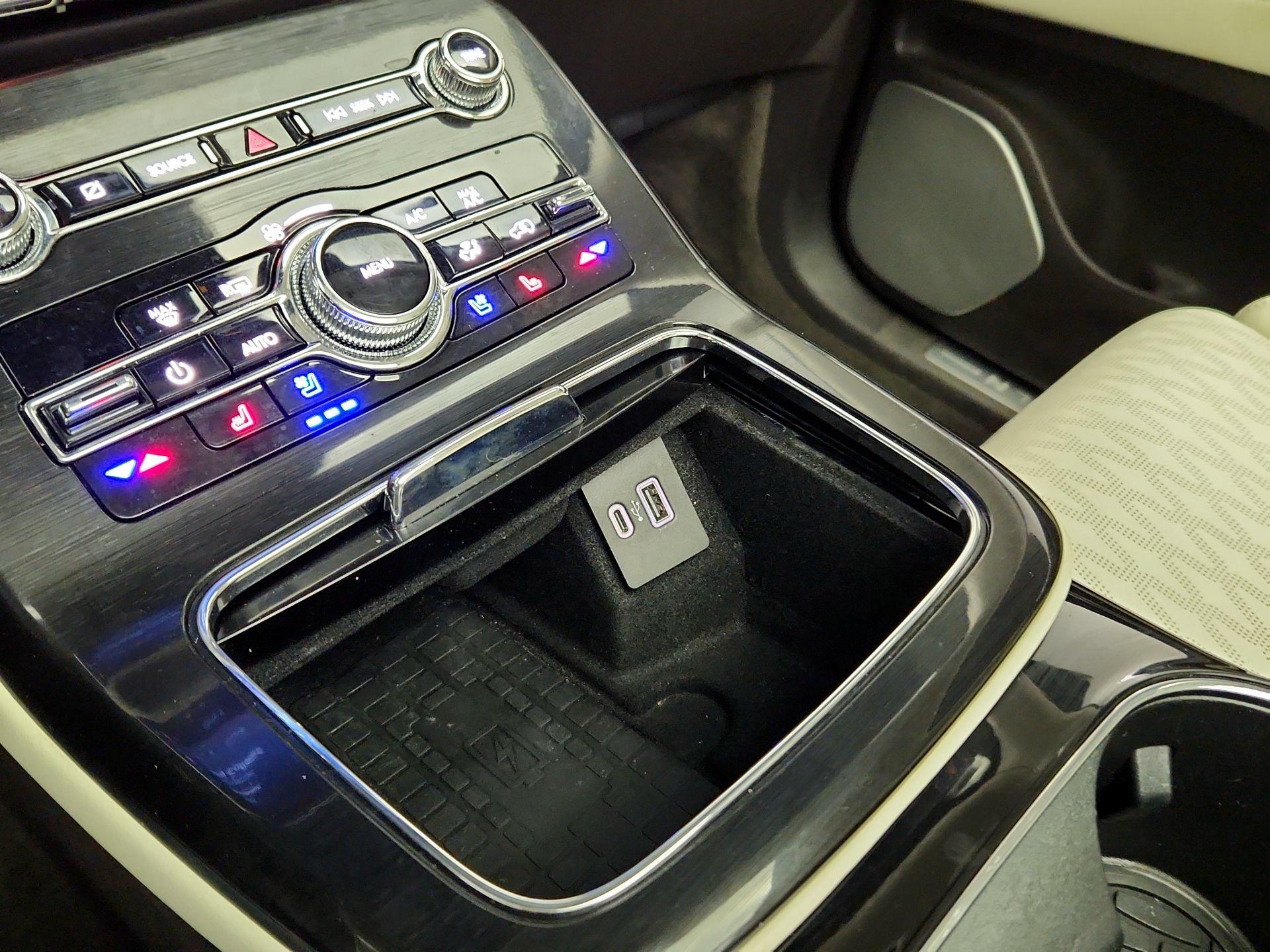 Thumbnail: 2023 Lincoln Nautilus - 19