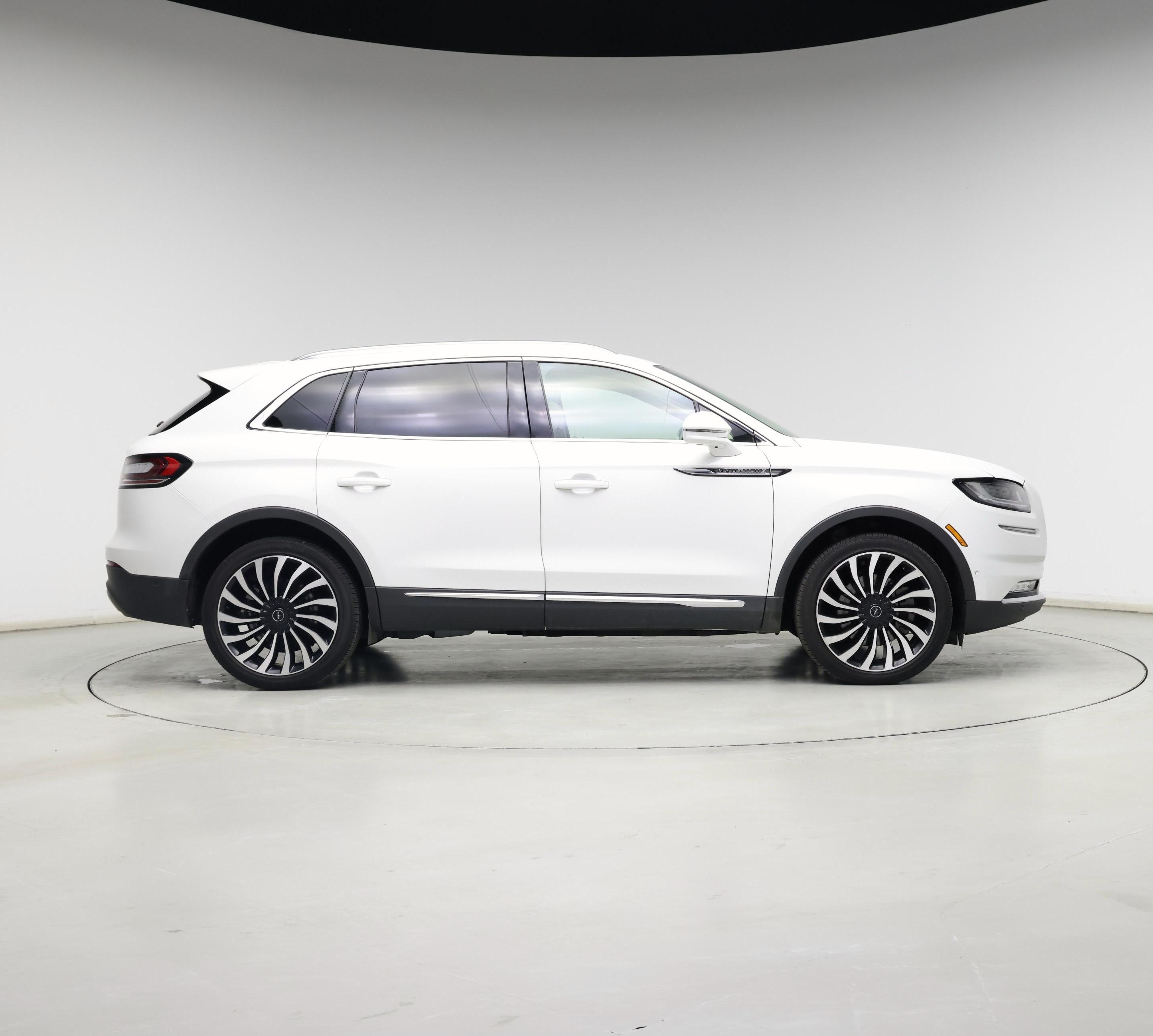 Thumbnail: 2023 Lincoln Nautilus - 7