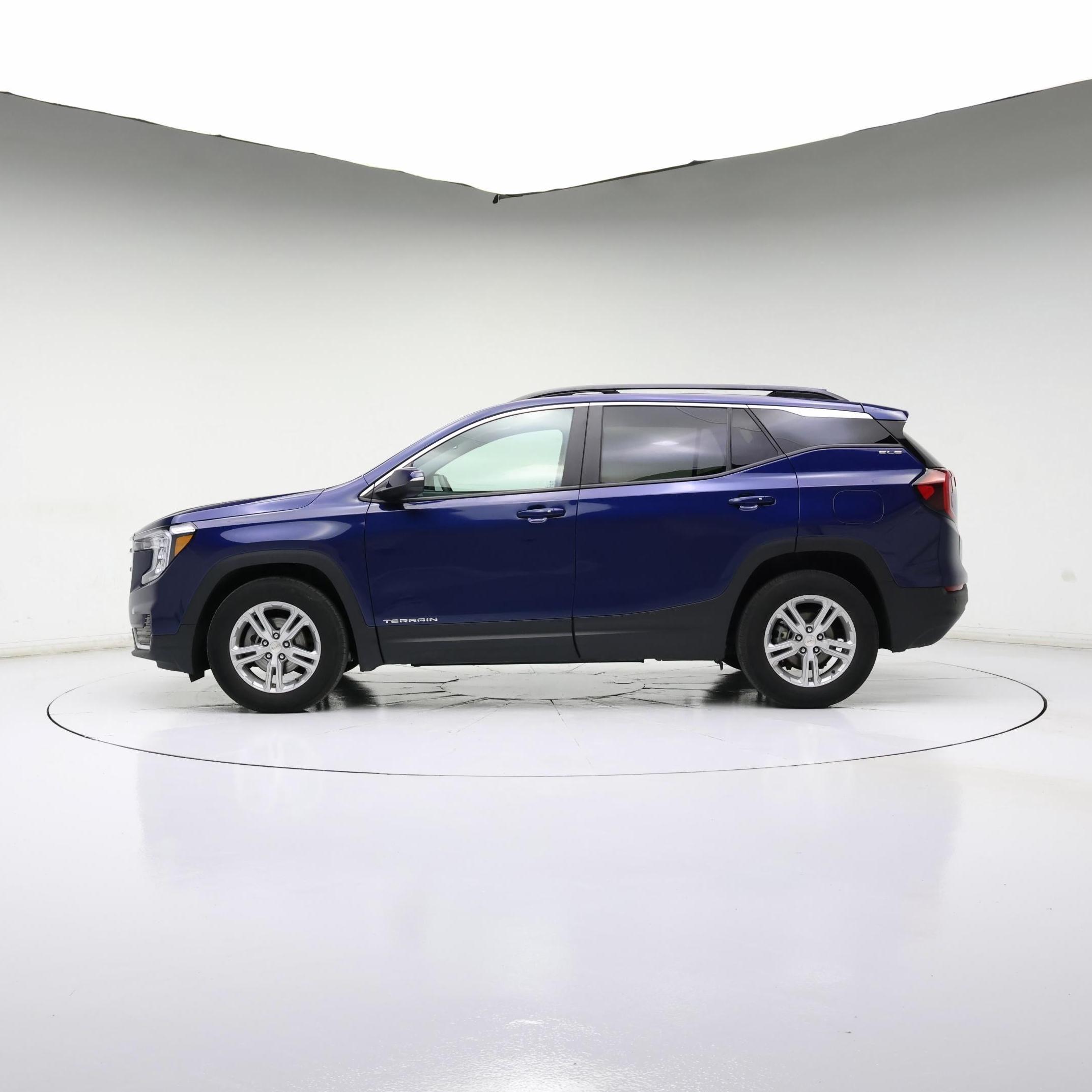 Thumbnail: 2023 GMC Terrain - 3