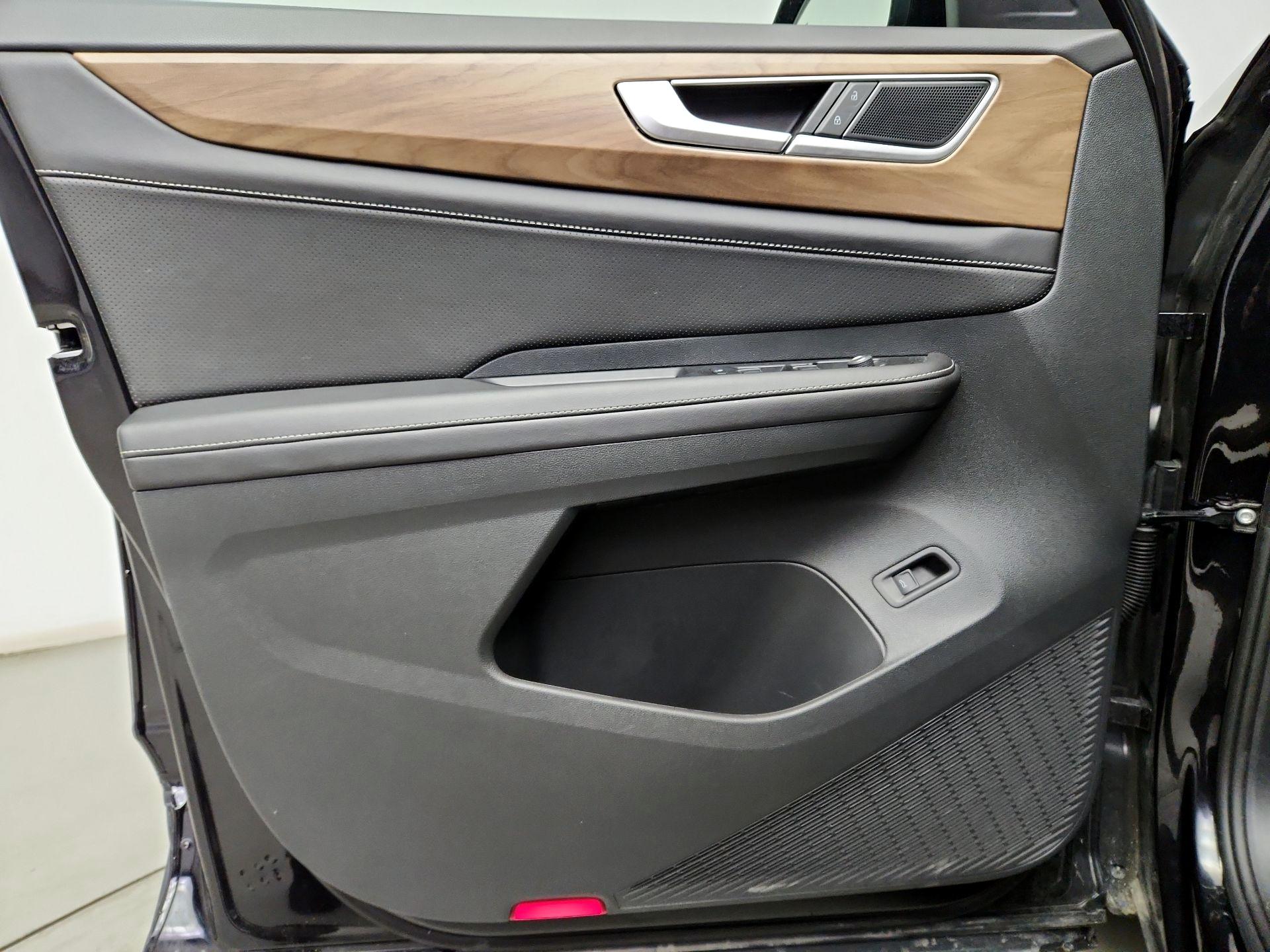 Thumbnail: 2025 Volkswagen Atlas - 12