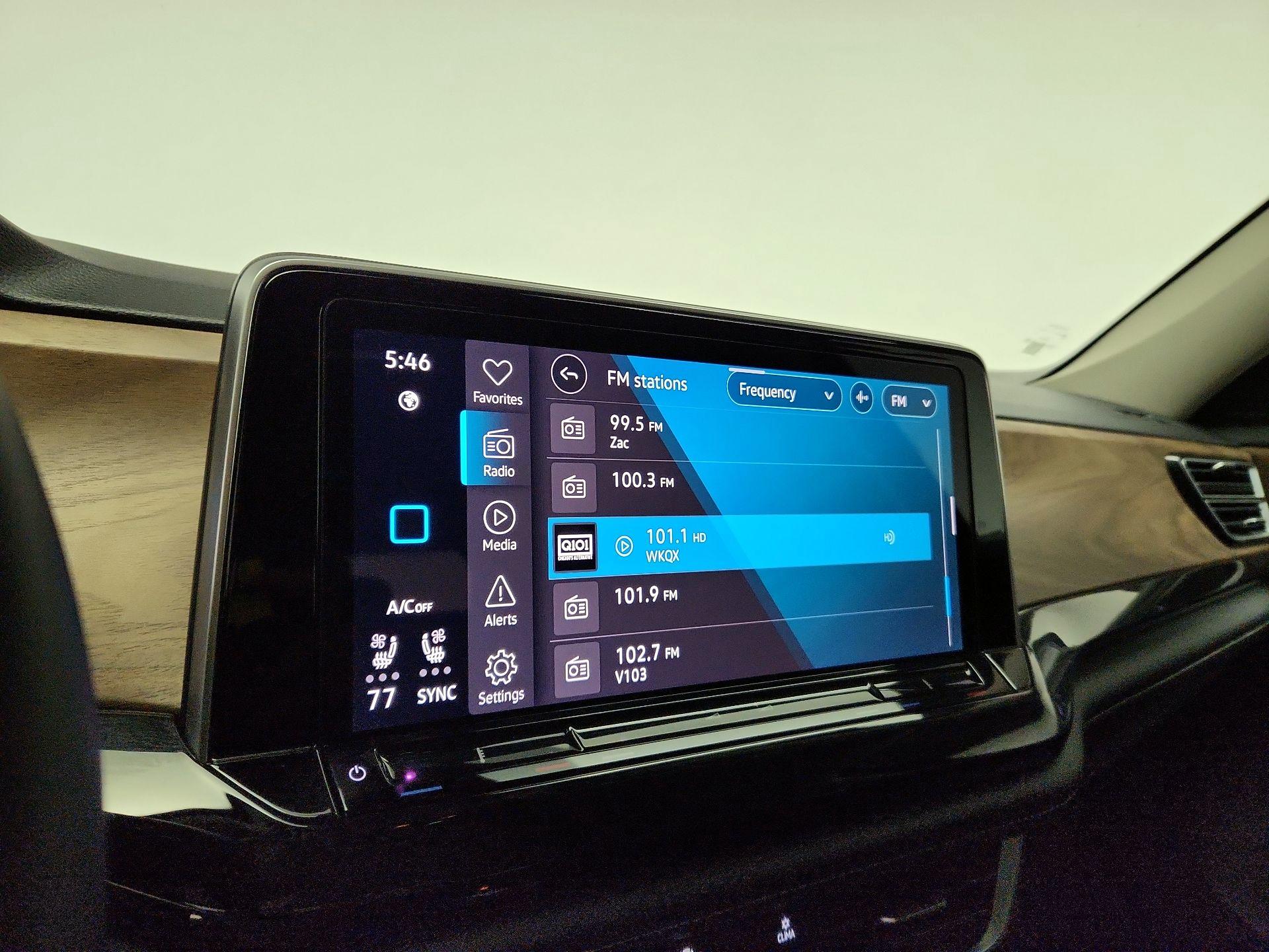 Thumbnail: 2025 Volkswagen Atlas - 15