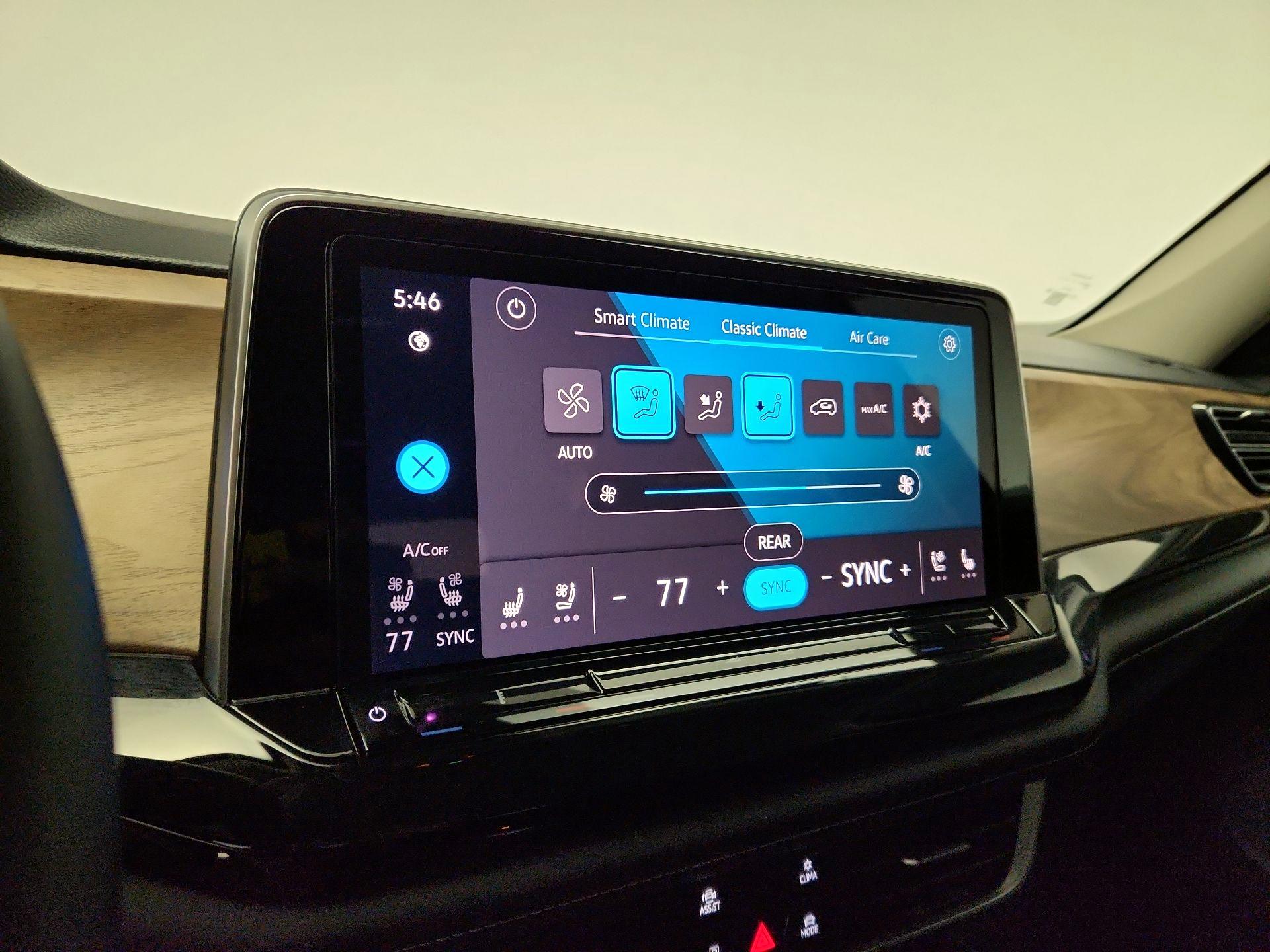 Thumbnail: 2025 Volkswagen Atlas - 16