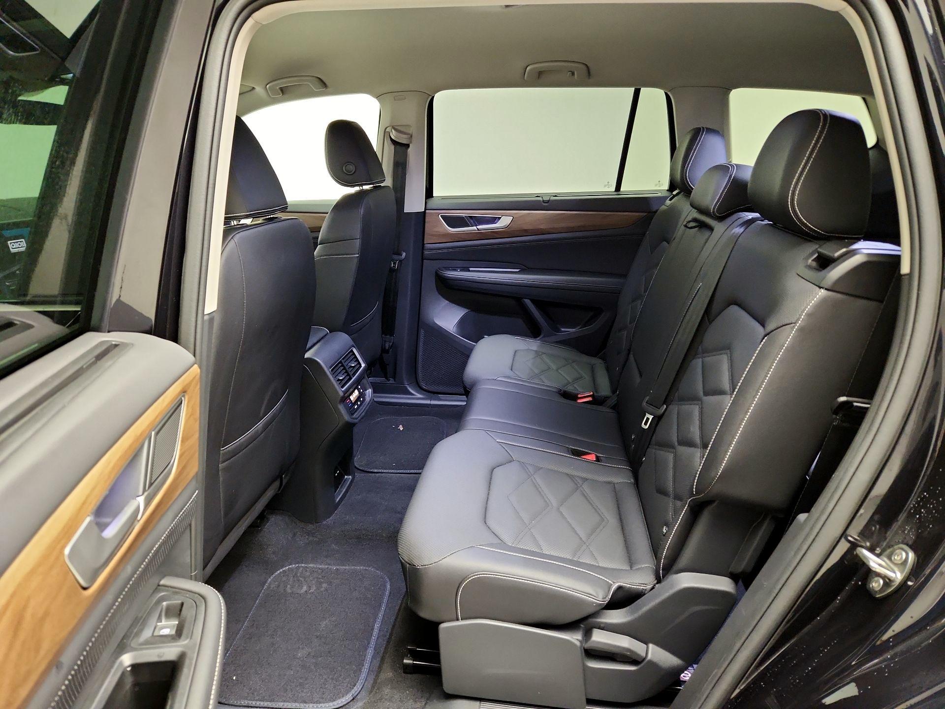 Thumbnail: 2025 Volkswagen Atlas - 19