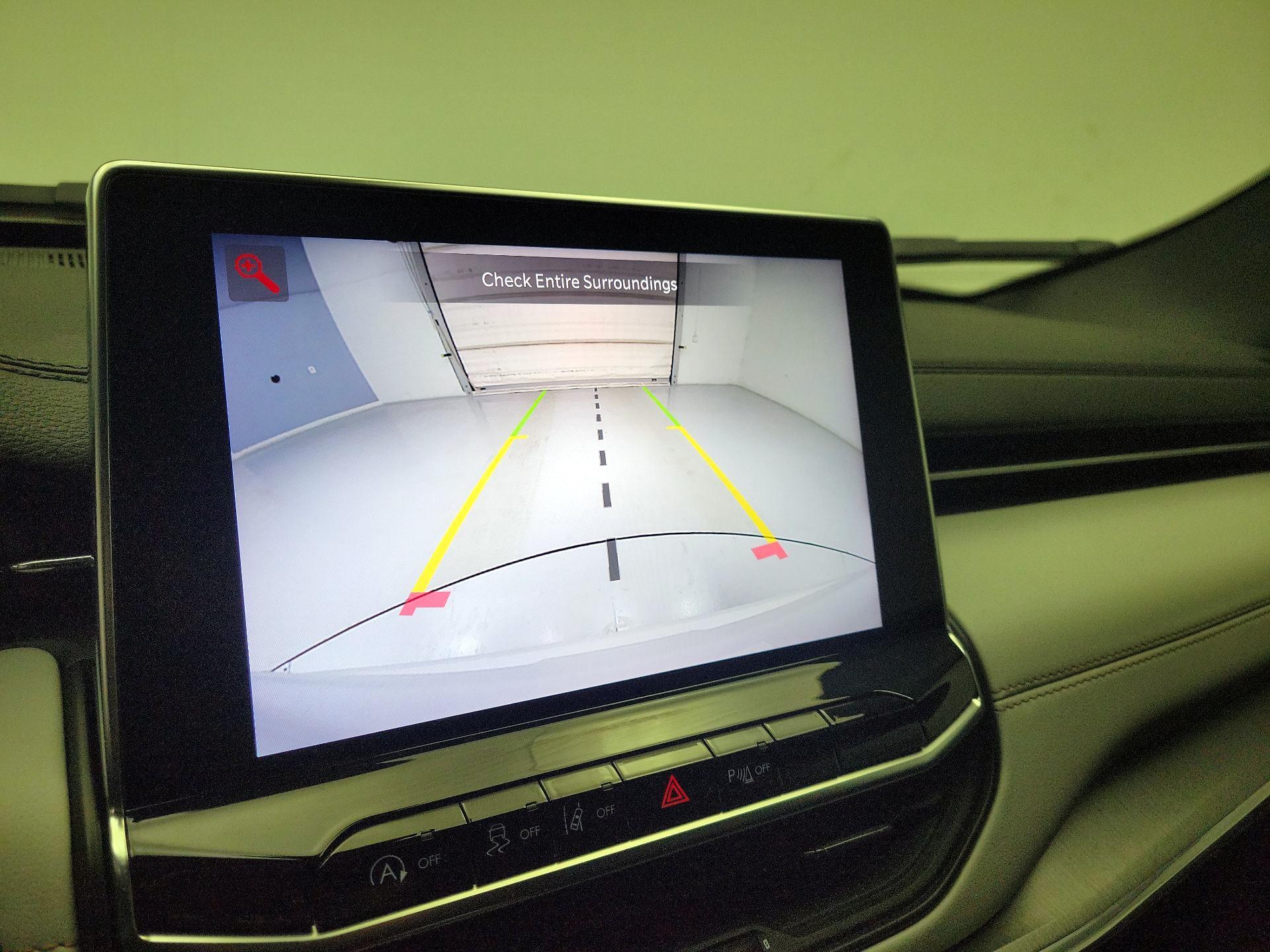 Thumbnail: 2023 Jeep Compass - 15