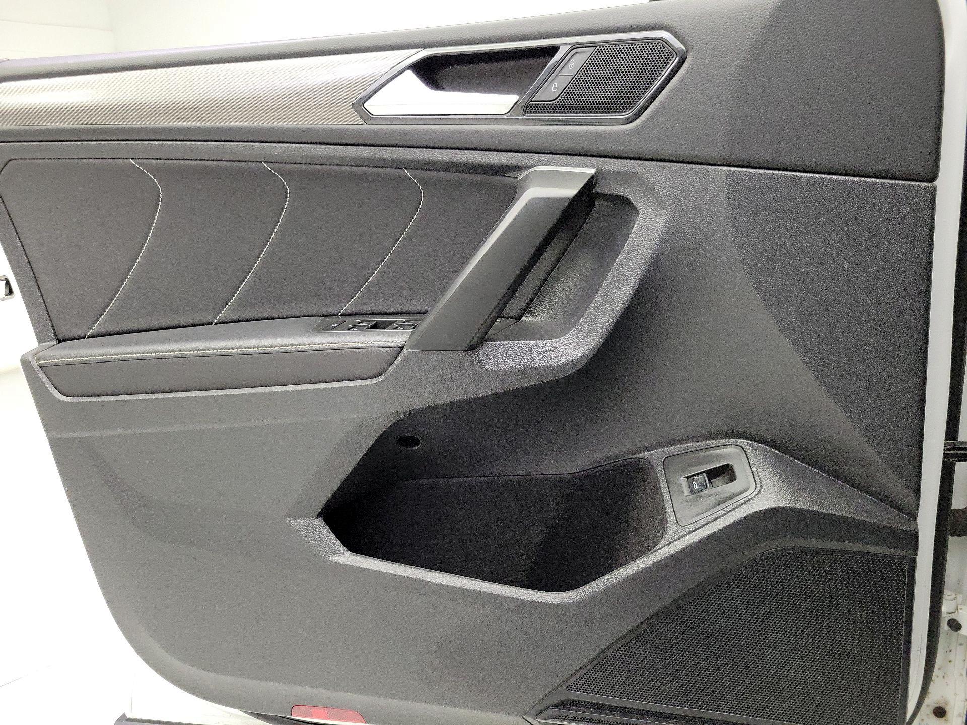 Thumbnail: 2024 Volkswagen Tiguan - 12