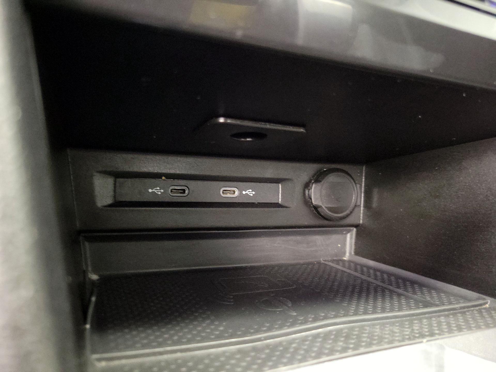 Thumbnail: 2024 Volkswagen Tiguan - 18