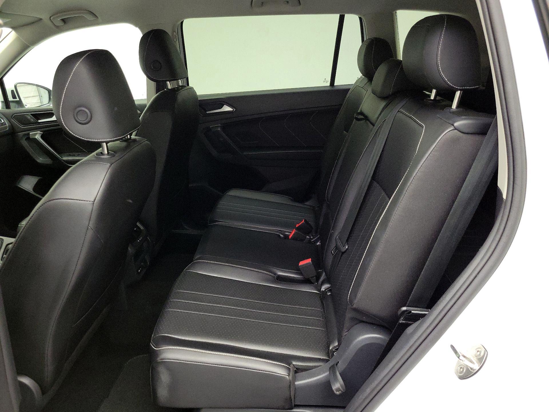 Thumbnail: 2024 Volkswagen Tiguan - 19