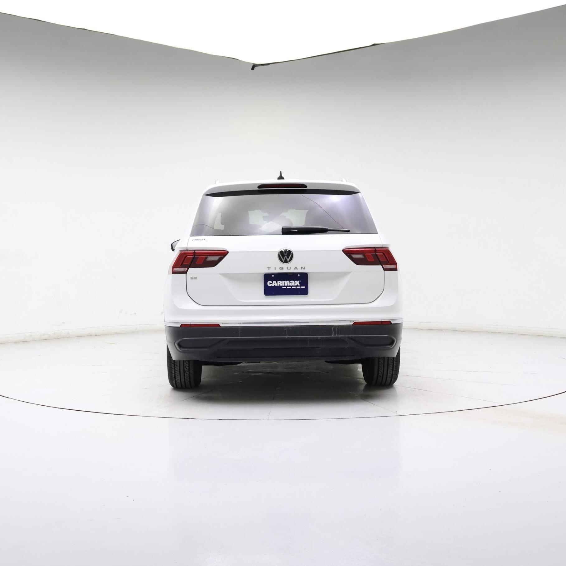 Thumbnail: 2024 Volkswagen Tiguan - 6