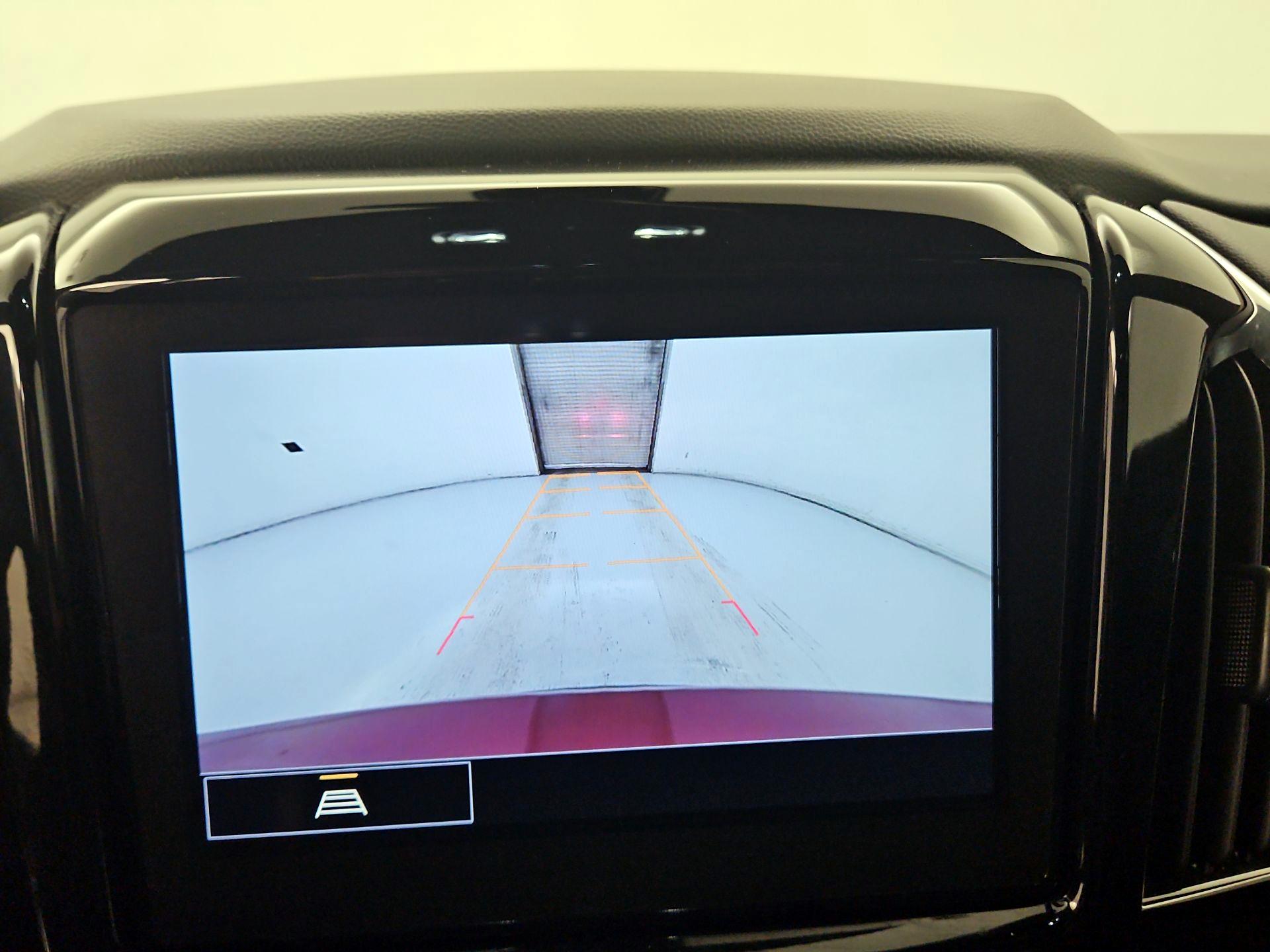 Thumbnail: 2023 Chevrolet Traverse - 14