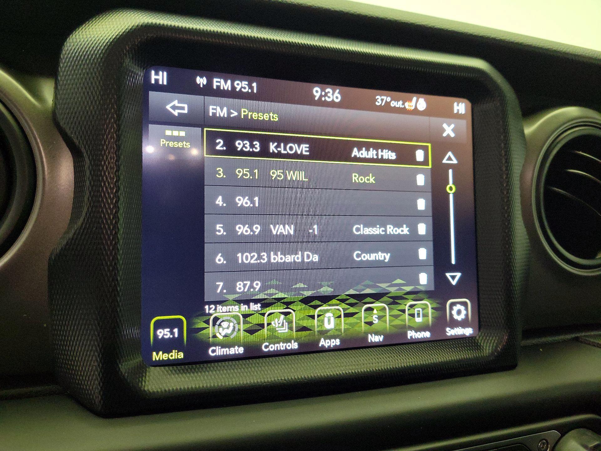 Thumbnail: 2023 Jeep Gladiator - 15