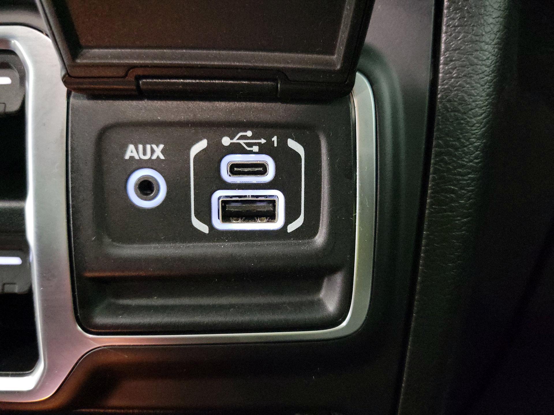 Thumbnail: 2023 Jeep Gladiator - 18