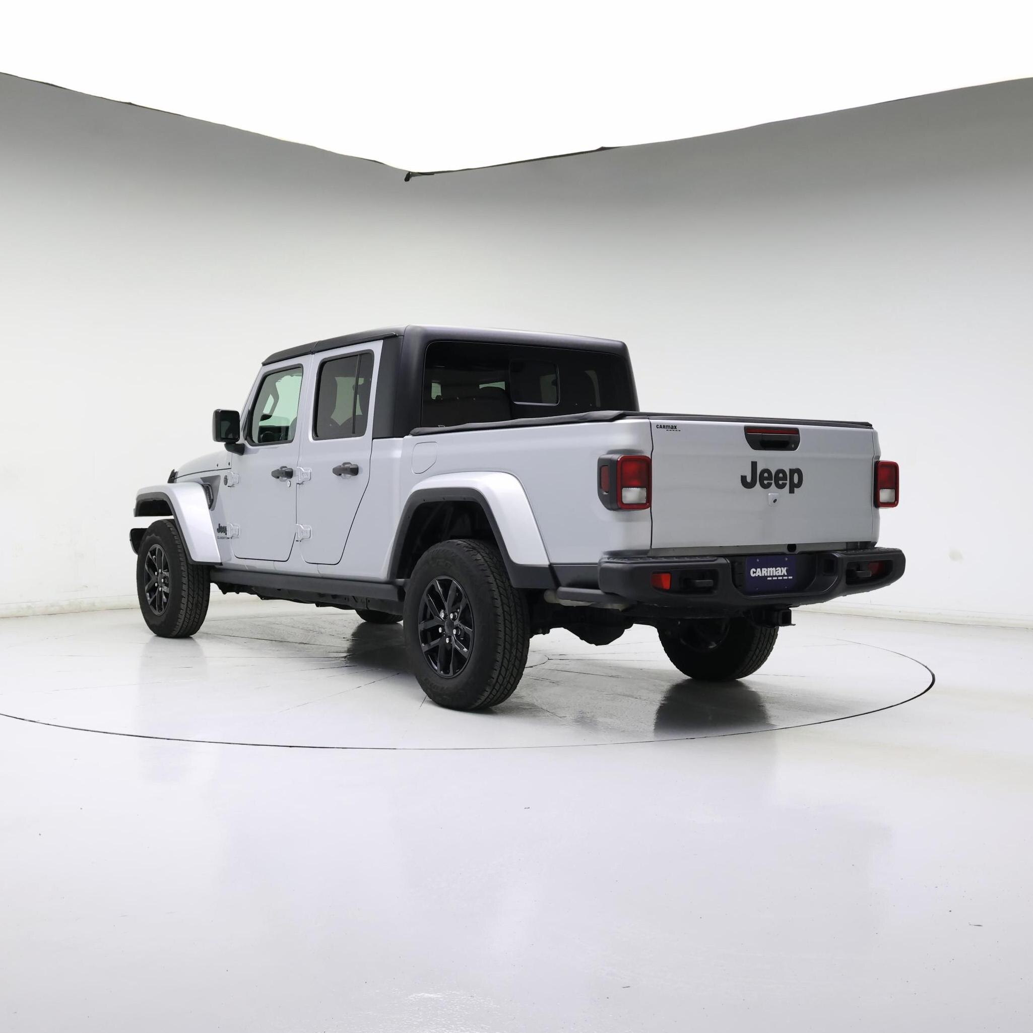 Thumbnail: 2023 Jeep Gladiator - 2