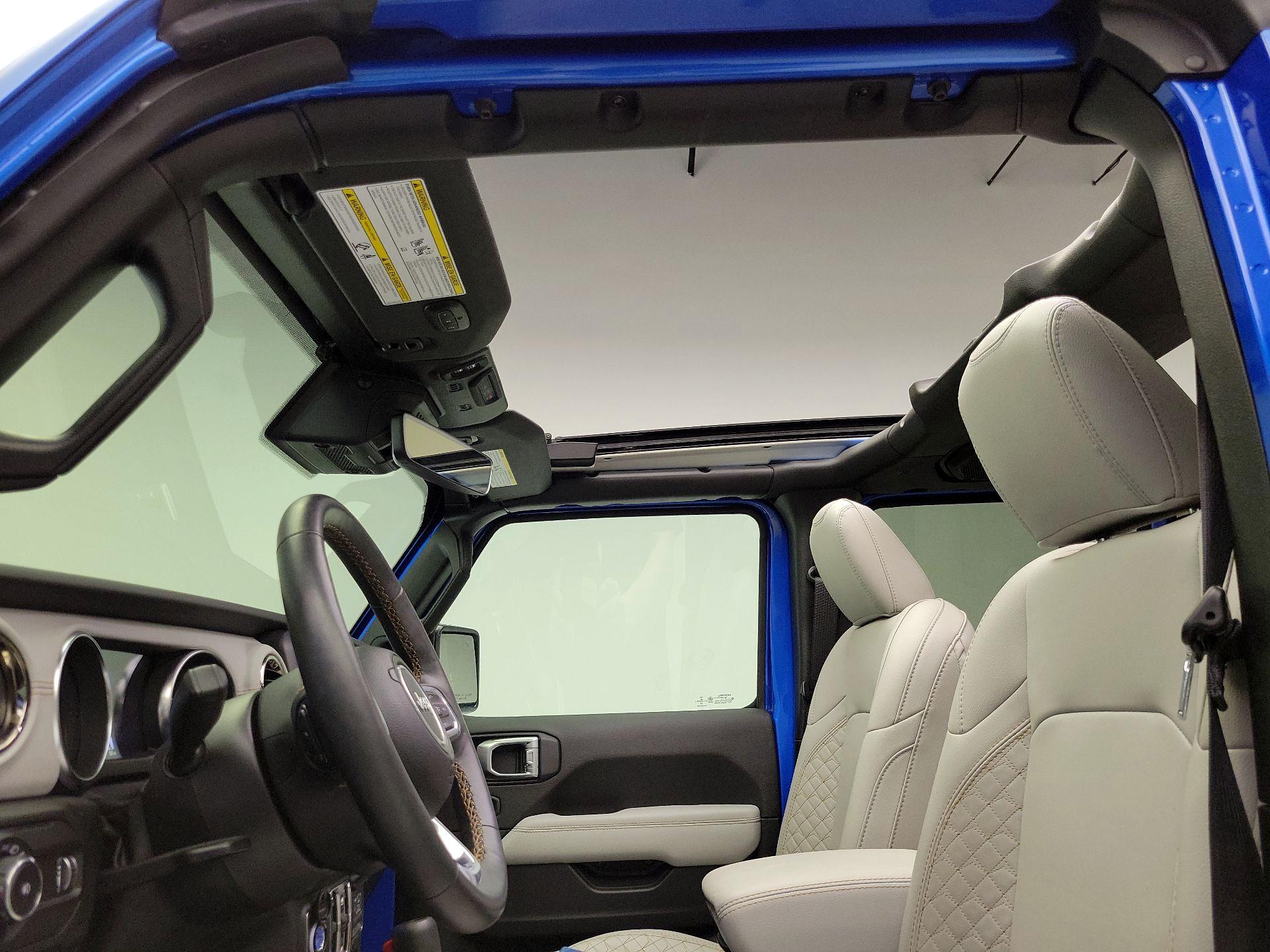 Thumbnail: 2023 Jeep Wrangler - 20