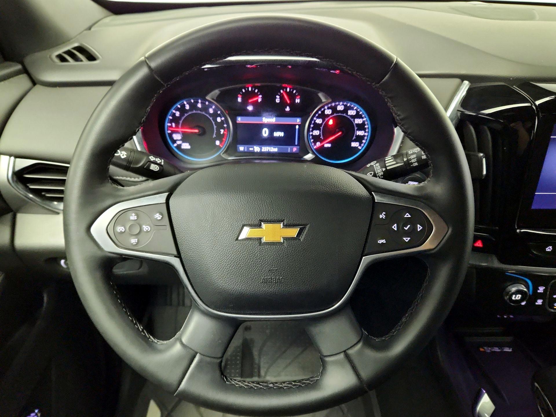 Thumbnail: 2023 Chevrolet Traverse - 10