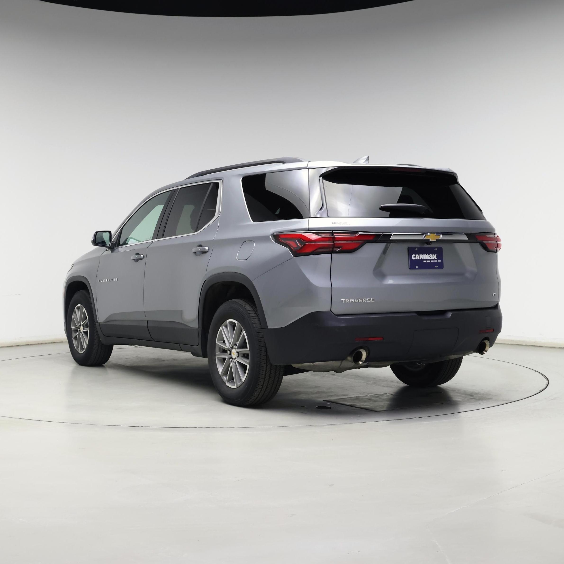 Thumbnail: 2023 Chevrolet Traverse - 2