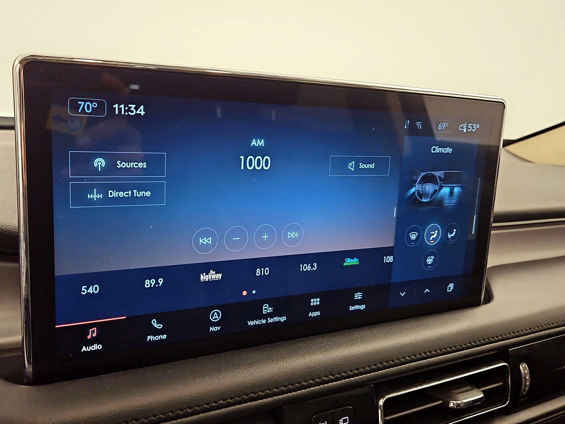 Thumbnail: 2023 Lincoln Nautilus - 16