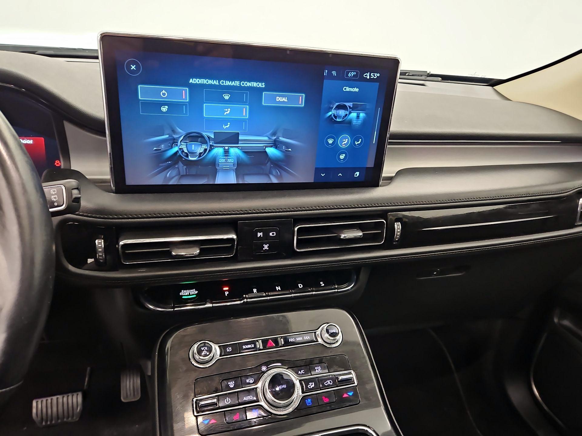 Thumbnail: 2023 Lincoln Nautilus - 17