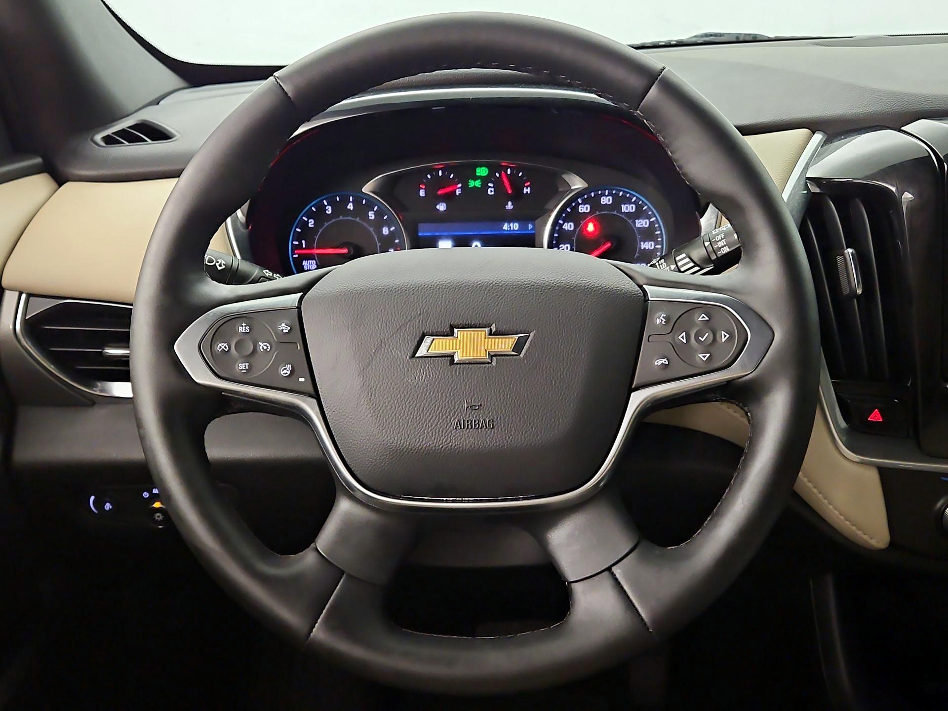 Thumbnail: 2023 Chevrolet Traverse - 10