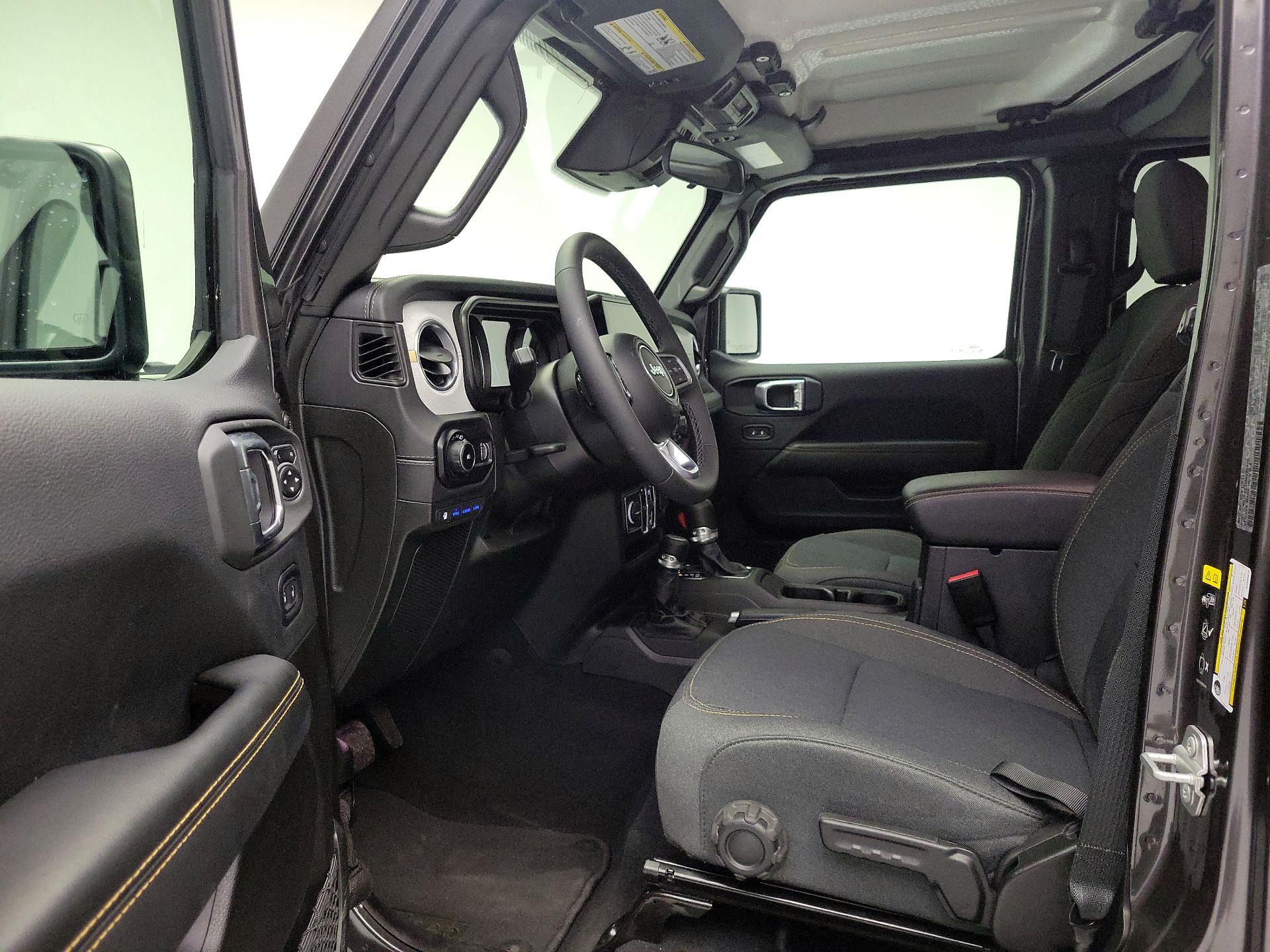 Thumbnail: 2025 Jeep Wrangler - 11