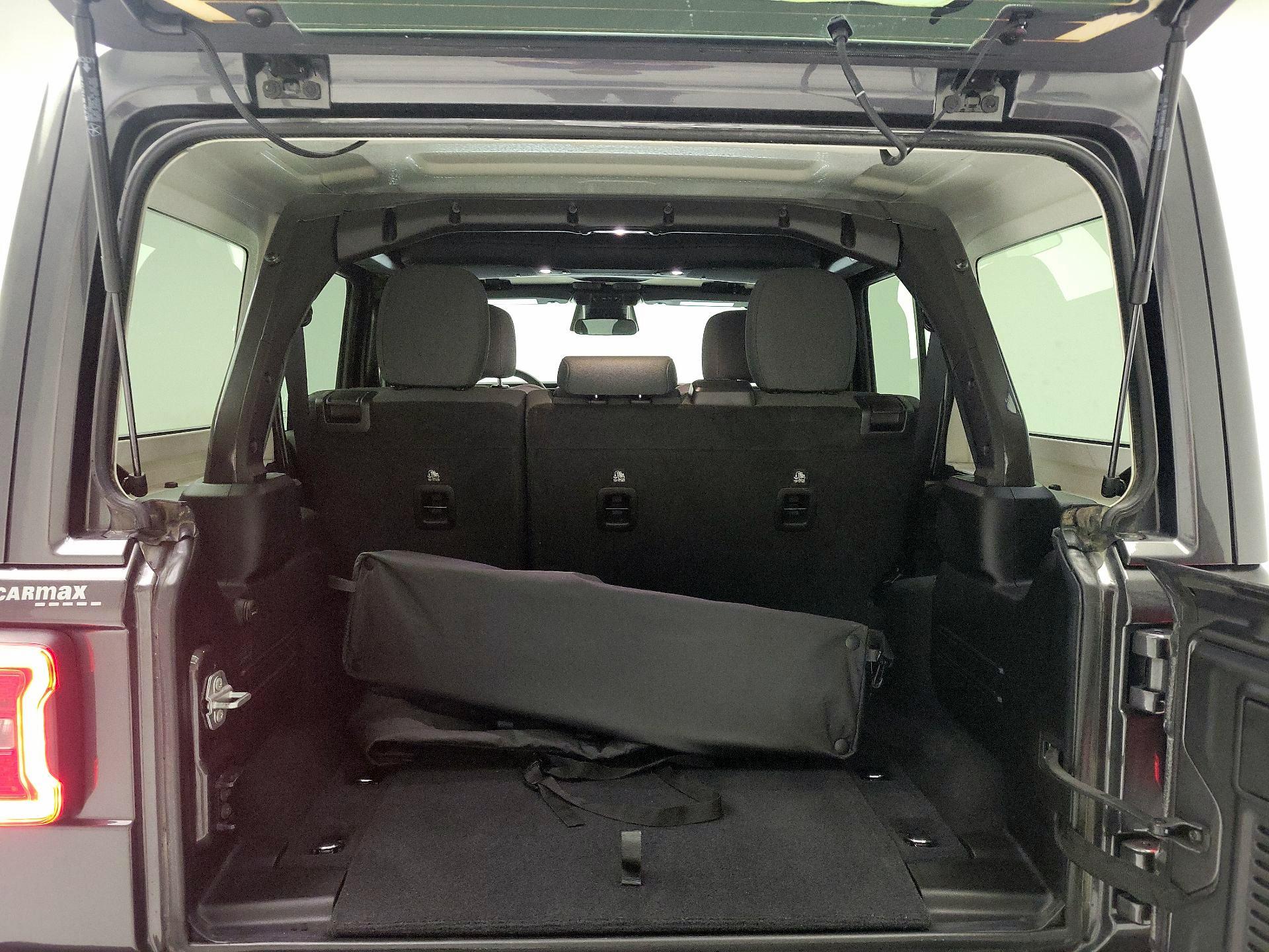 Thumbnail: 2025 Jeep Wrangler - 20