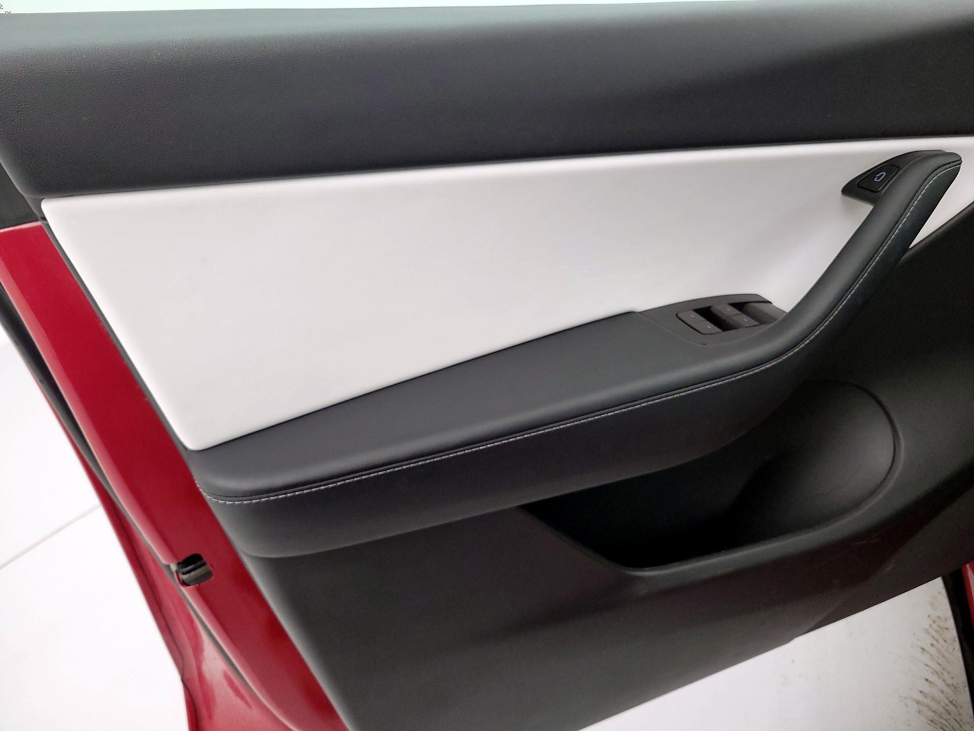 Thumbnail: 2022 Tesla Model Y - 12