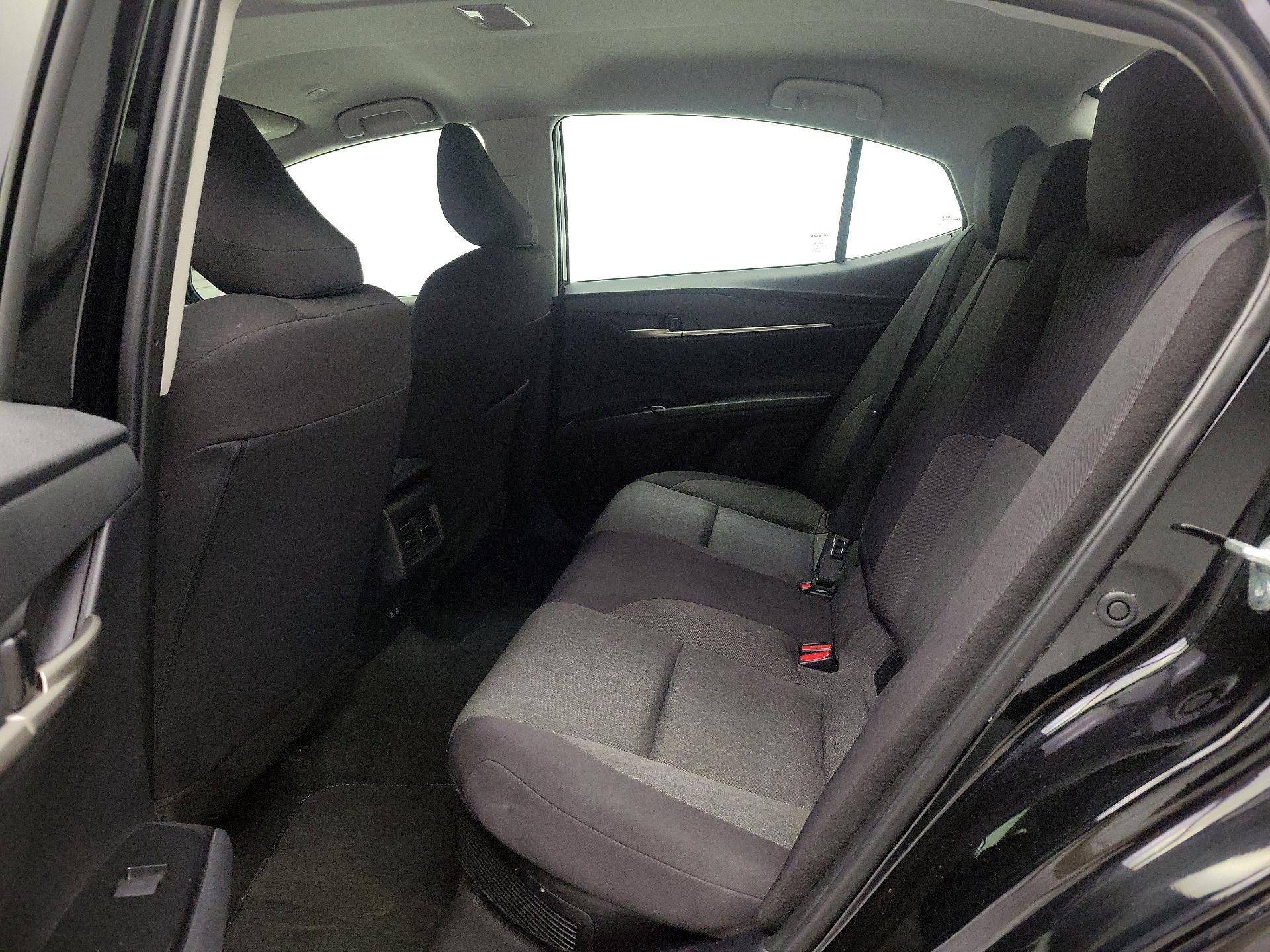 Thumbnail: 2025 Toyota Camry - 18