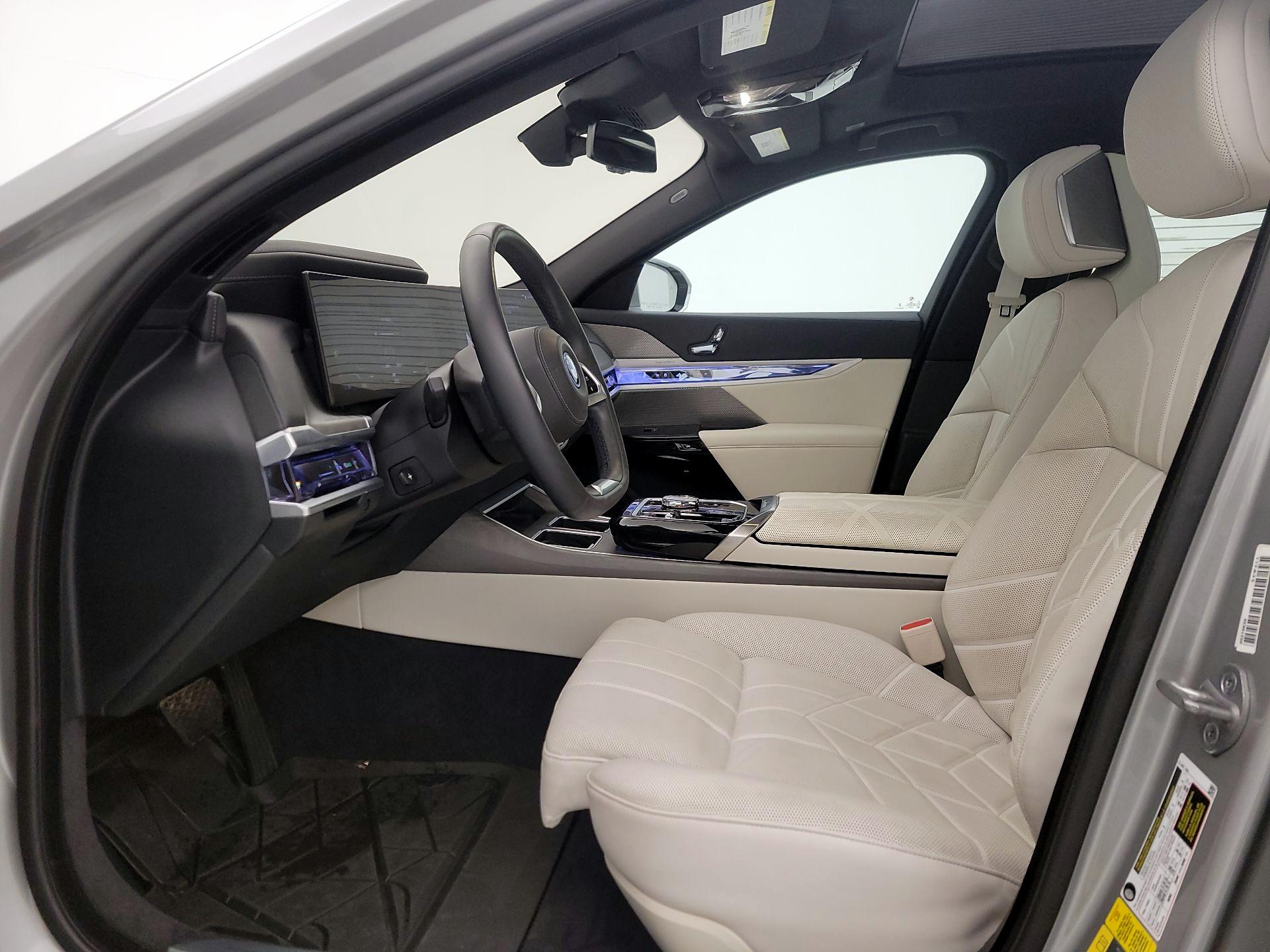 Thumbnail: 2023 BMW i7 - 11