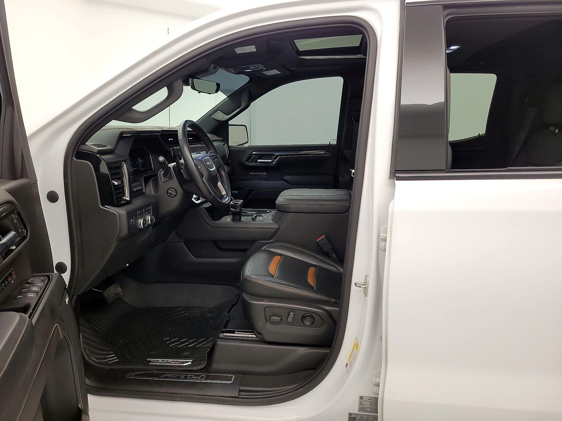 Thumbnail: 2023 GMC Sierra 1500 - 11