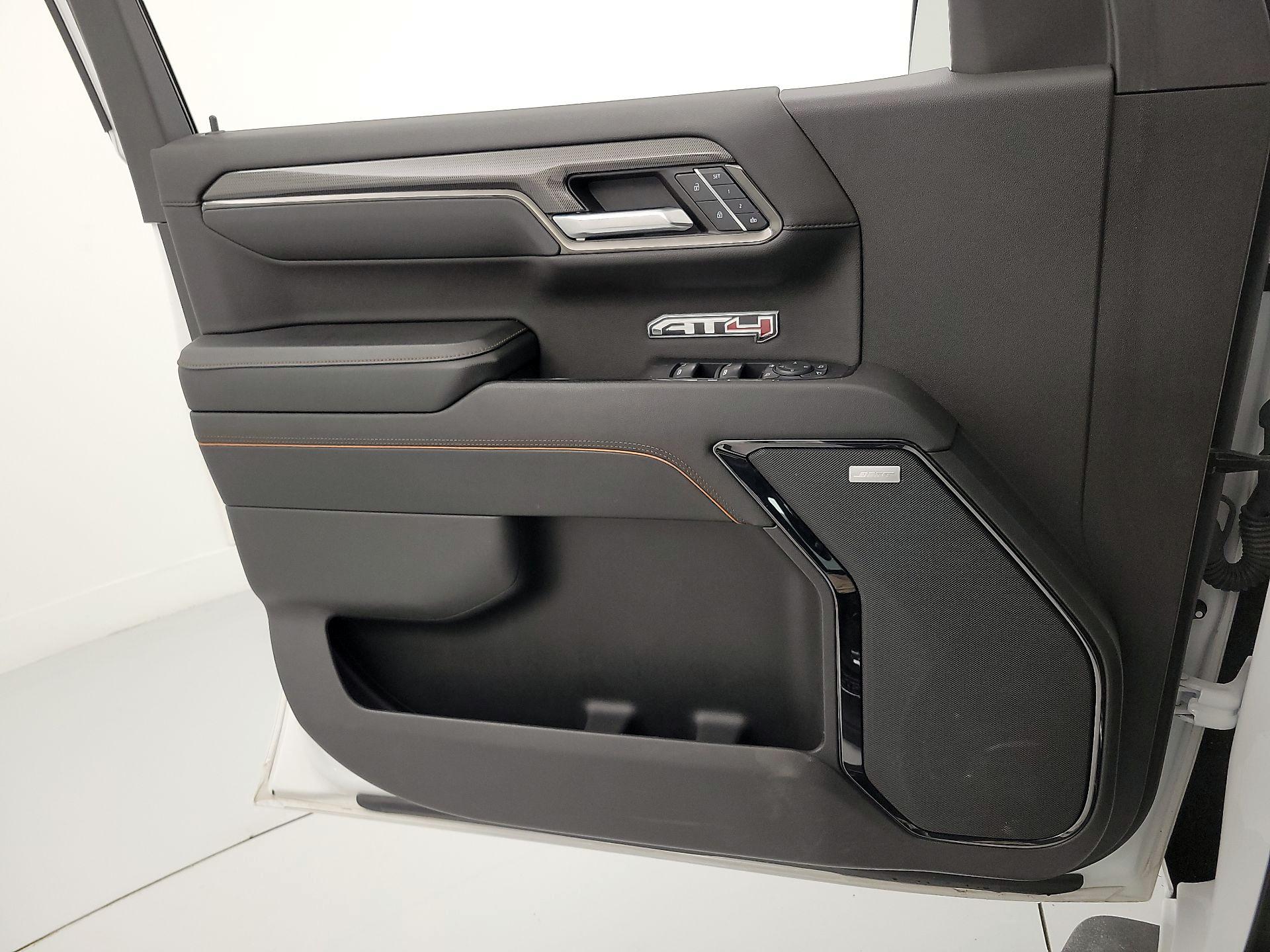 Thumbnail: 2023 GMC Sierra 1500 - 12
