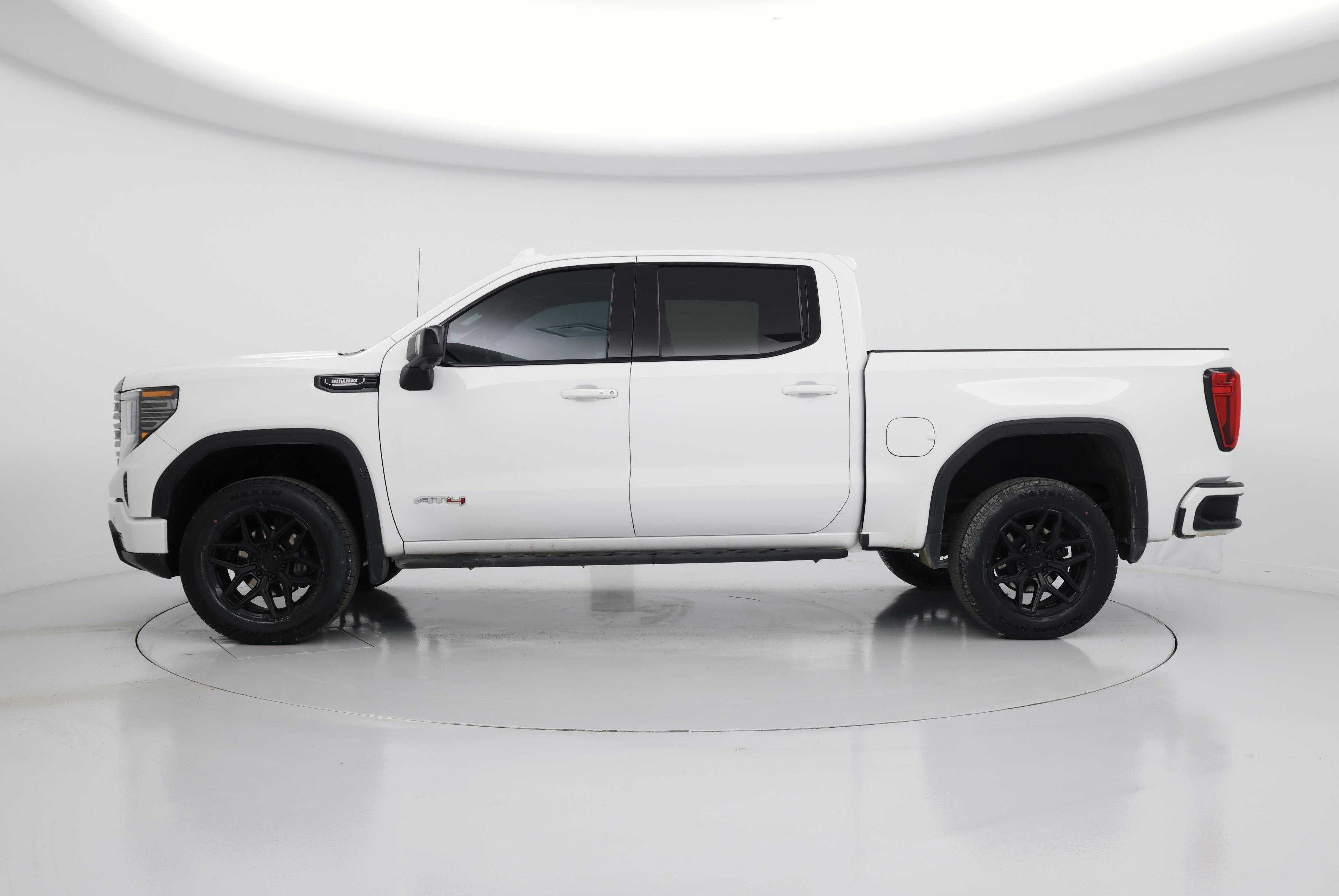 Thumbnail: 2023 GMC Sierra 1500 - 3