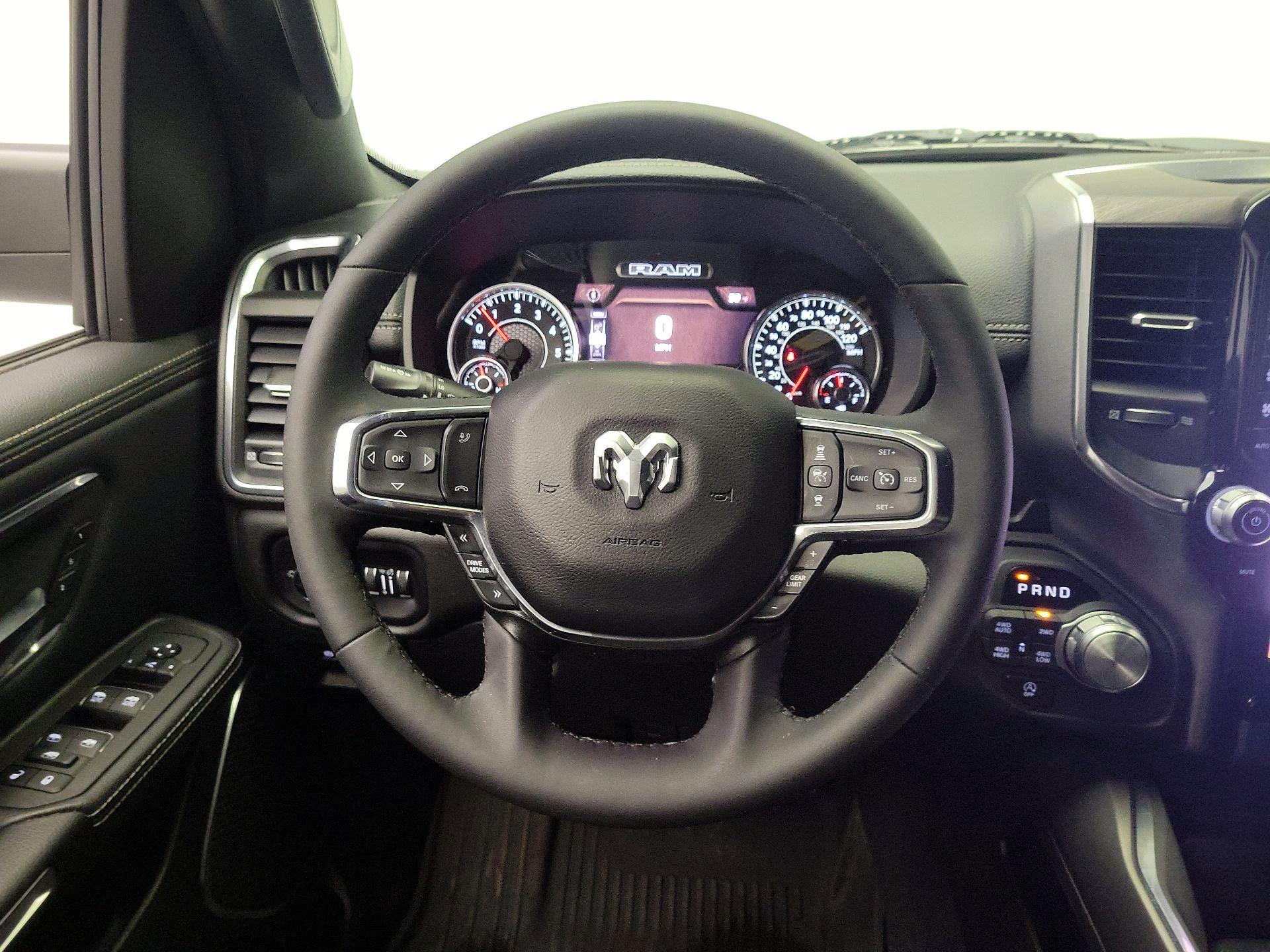 Thumbnail: 2025 RAM 1500 - 10