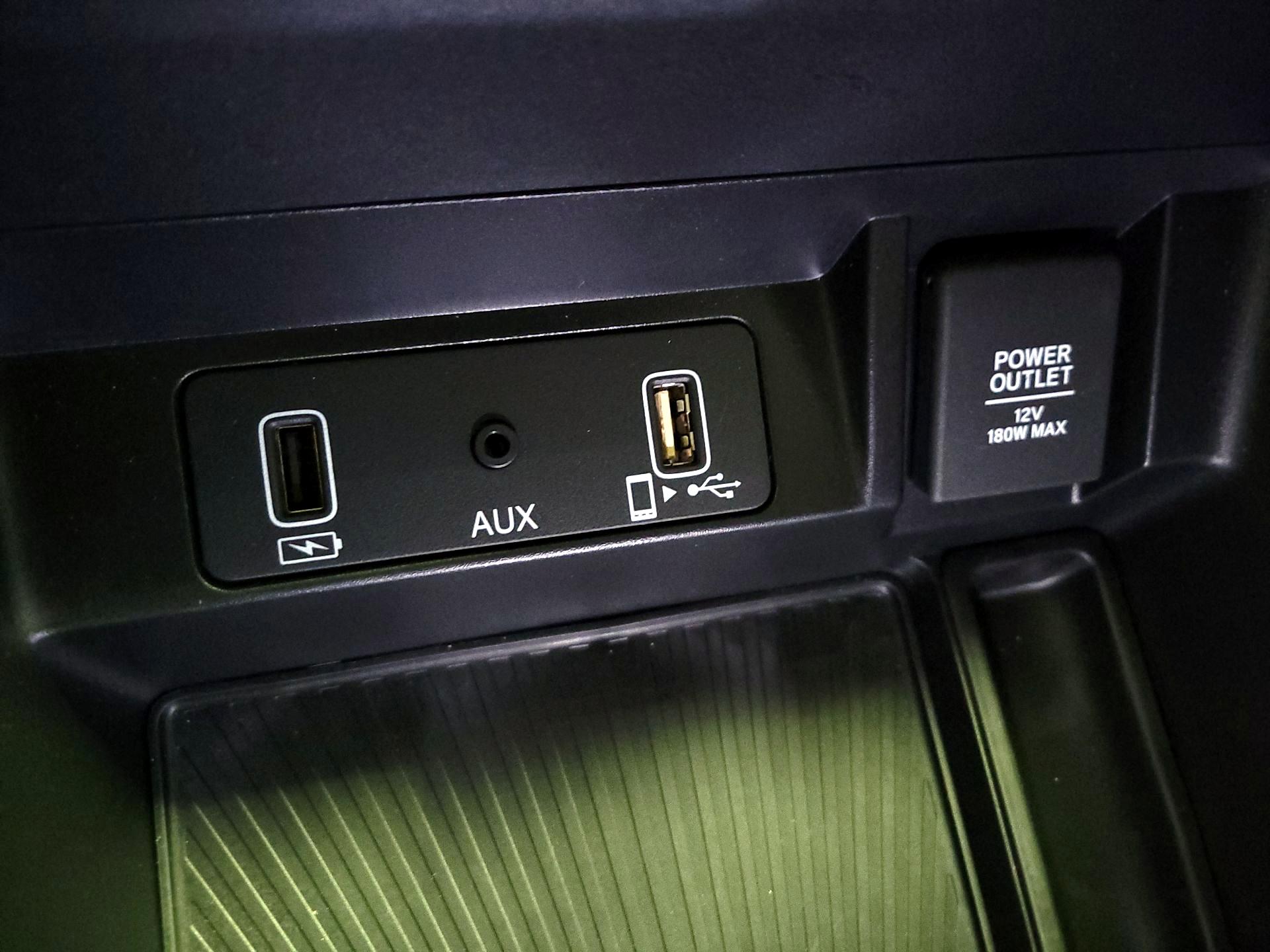 Thumbnail: 2023 Acura TLX - 19