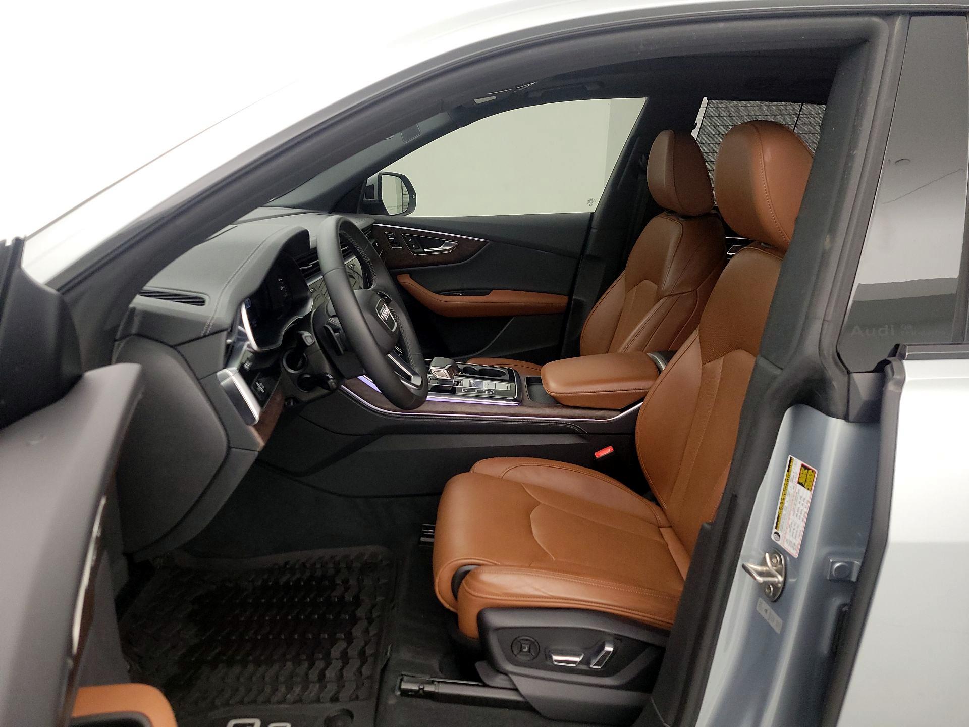 Thumbnail: 2025 Audi Q8 - 11