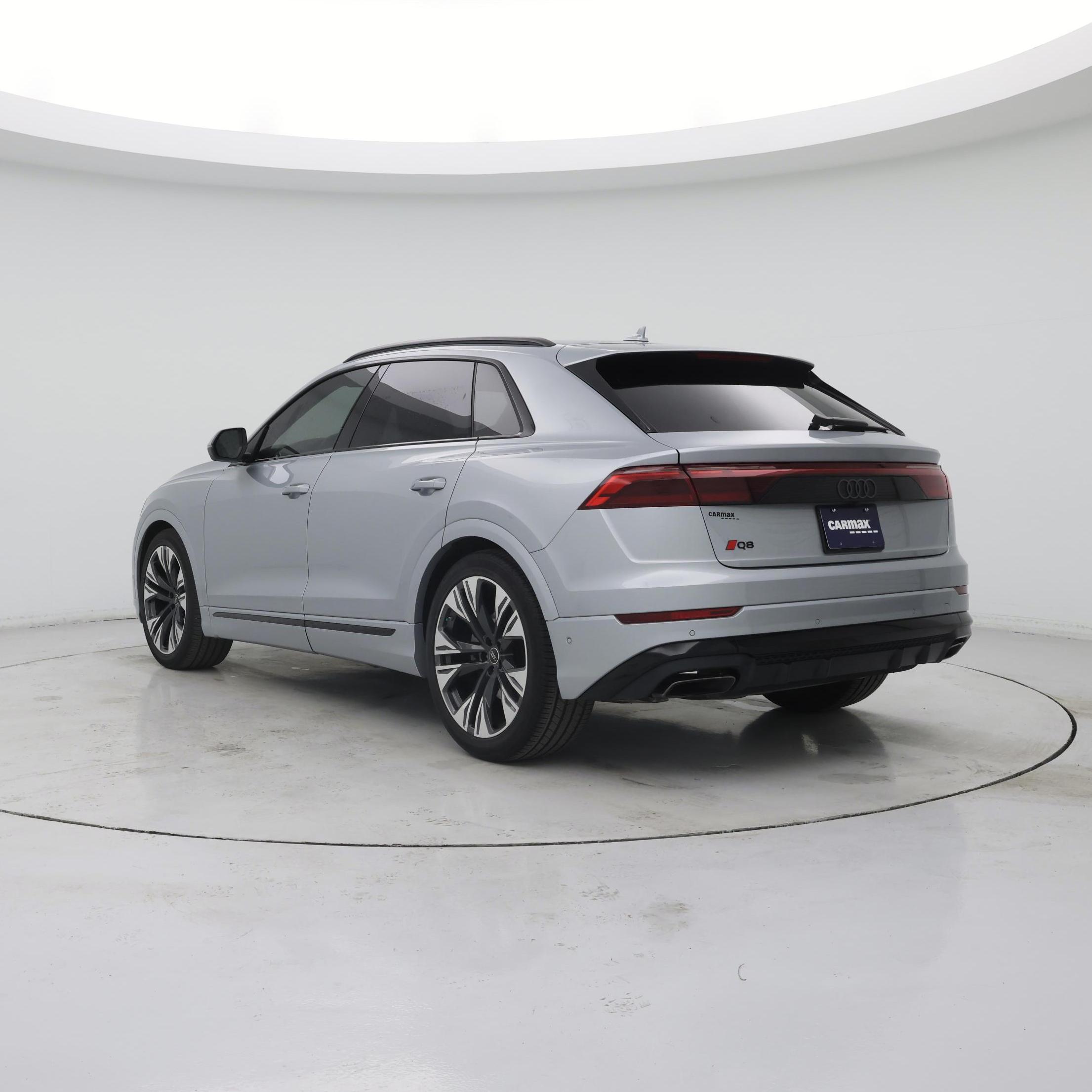 Thumbnail: 2025 Audi Q8 - 2