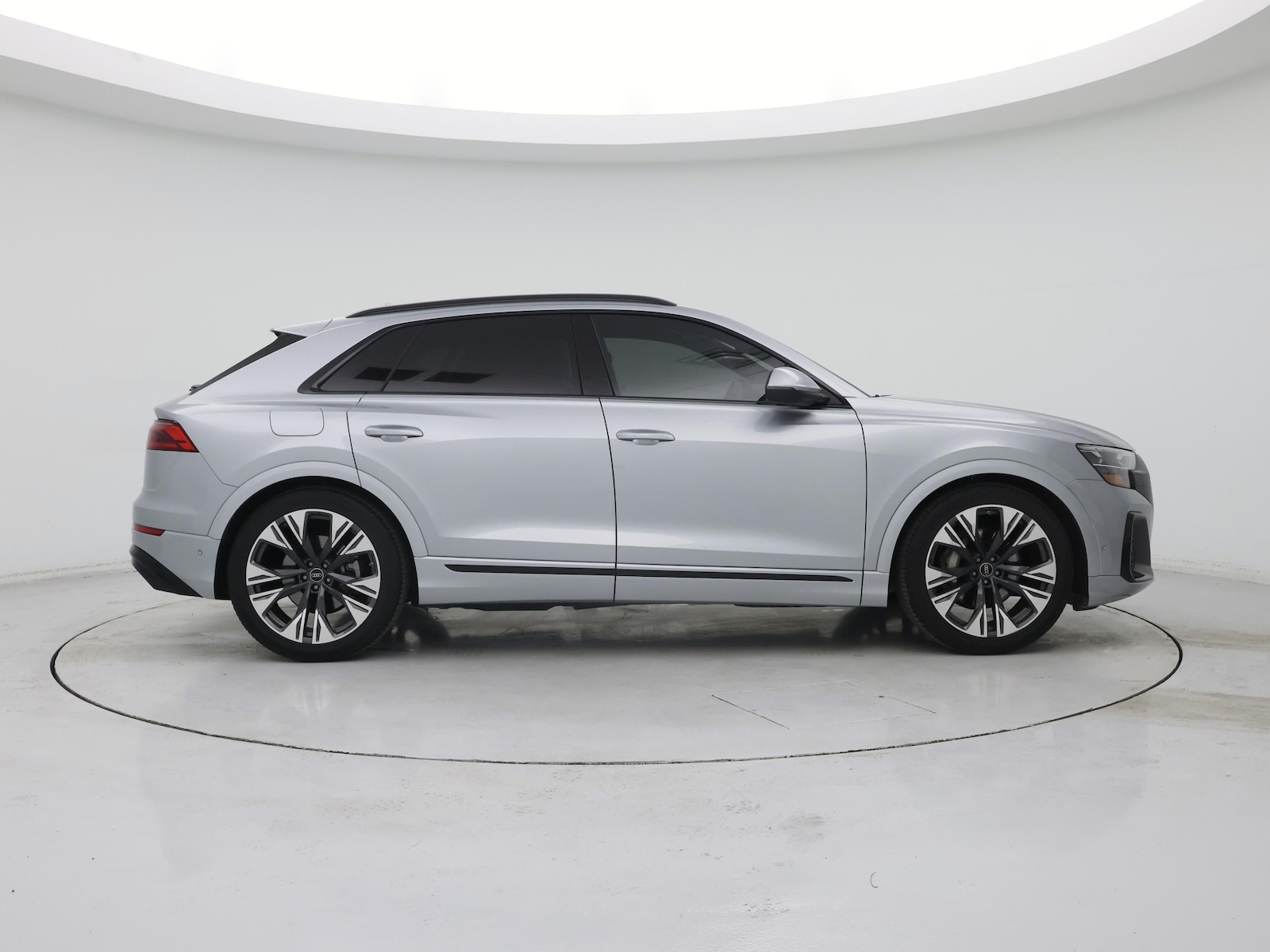 2025 Audi Q8 Prestige - Photo 8
